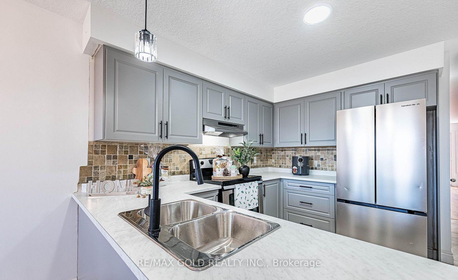 Photo 3 of Unit 5A, 50 Howe Drive, Kitchener, Forest Hill — HOMEH
