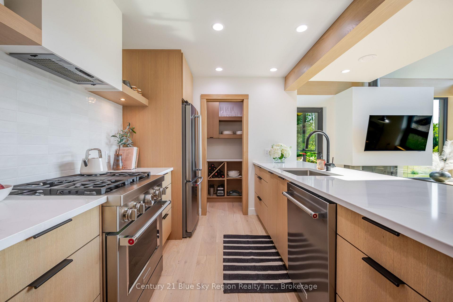 Photo 14 of 466 Ouellette Road, East Ferris, Corbeil — HOMEH