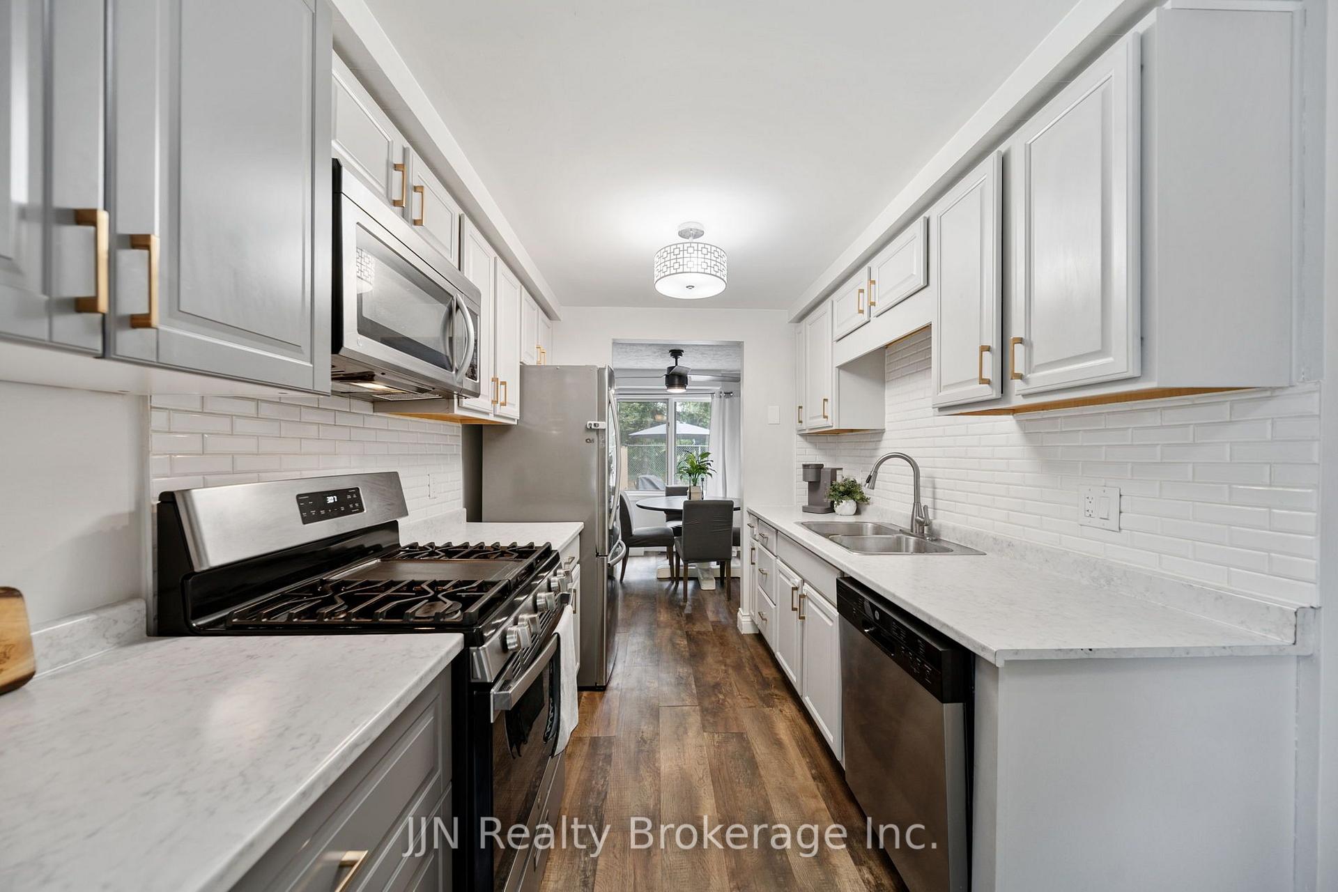 Photo 10 of 45 Freeman Crescent, Norfolk, Simcoe — HOMEH