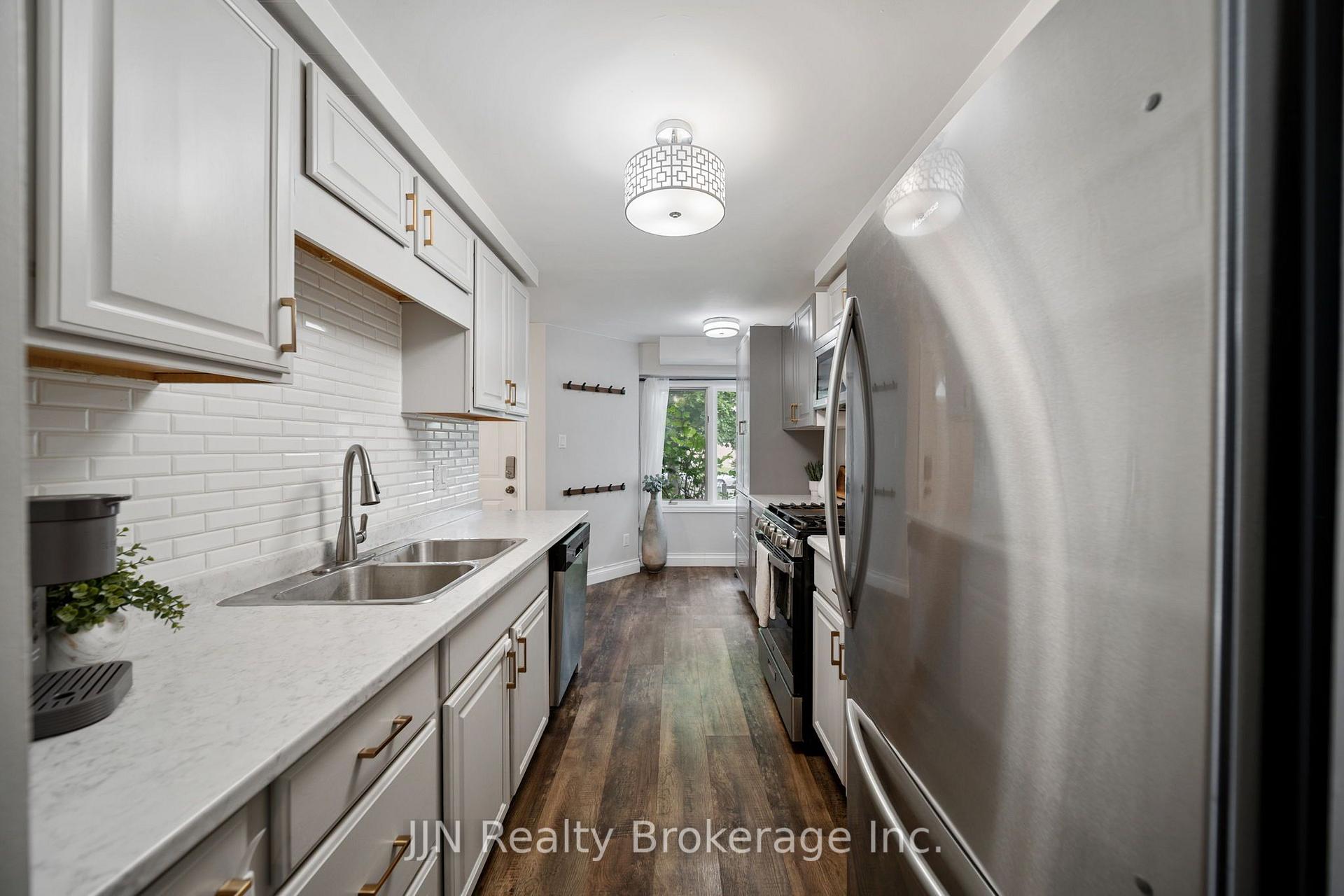 Photo 11 of 45 Freeman Crescent, Norfolk, Simcoe — HOMEH
