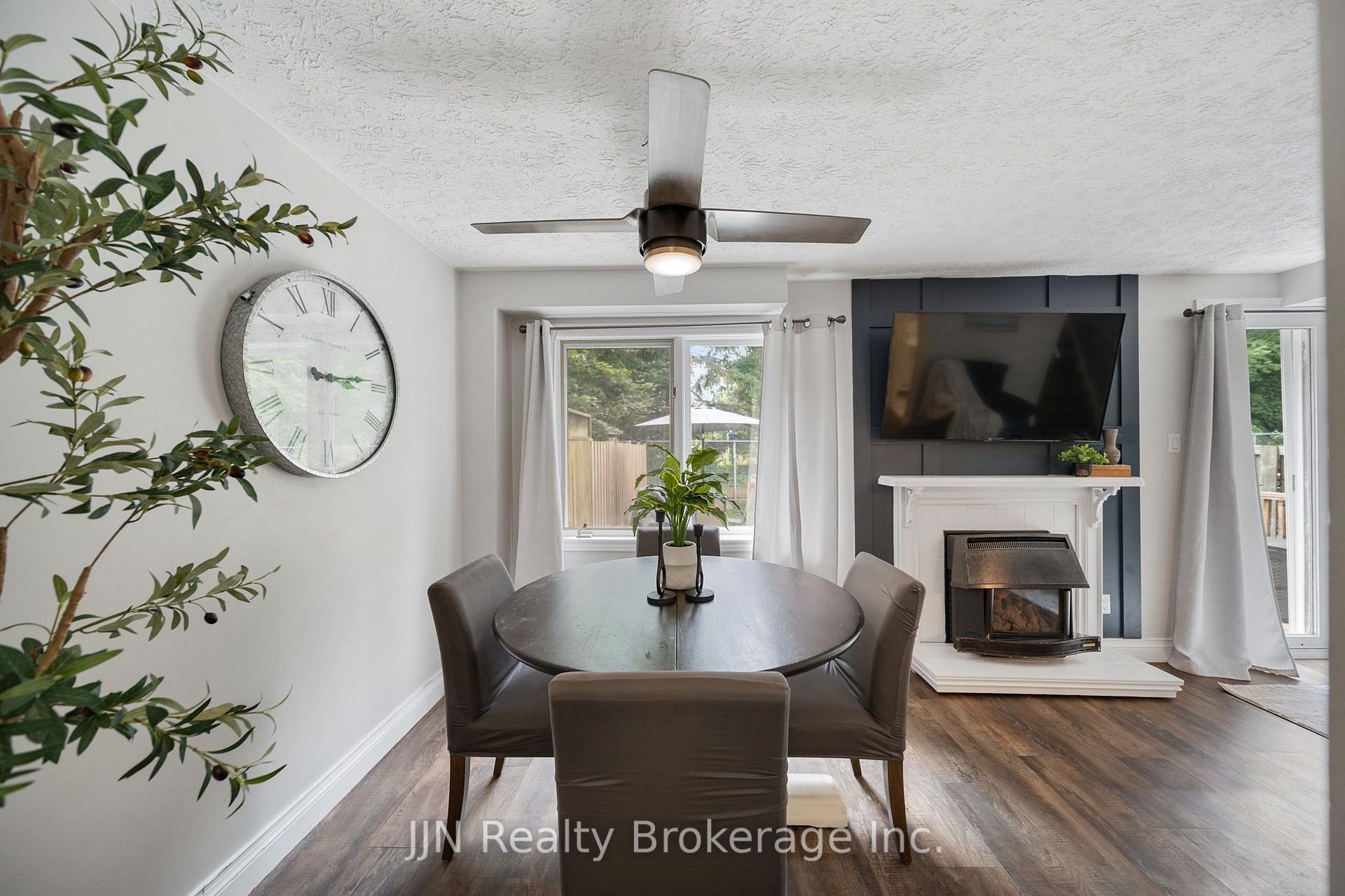 Photo 13 of 45 Freeman Crescent, Norfolk, Simcoe — HOMEH