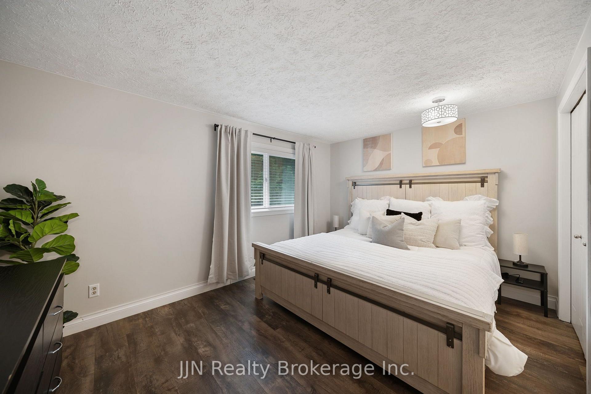 Photo 19 of 45 Freeman Crescent, Norfolk, Simcoe — HOMEH