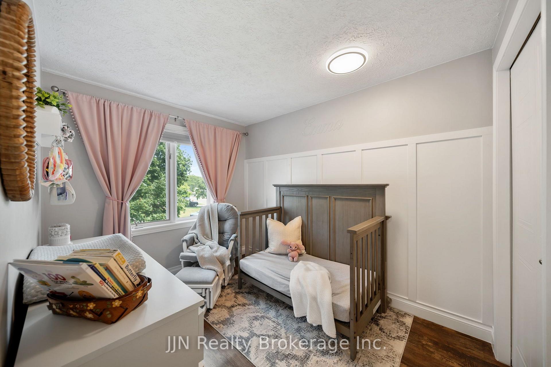 Photo 26 of 45 Freeman Crescent, Norfolk, Simcoe — HOMEH