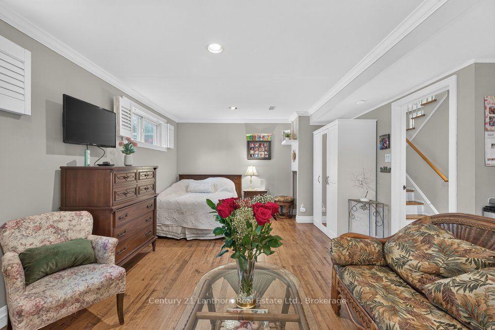 Photo 28 of 333 Jeffcoat Drive, Etobicoke, West Humber-Clairville — HOMEH