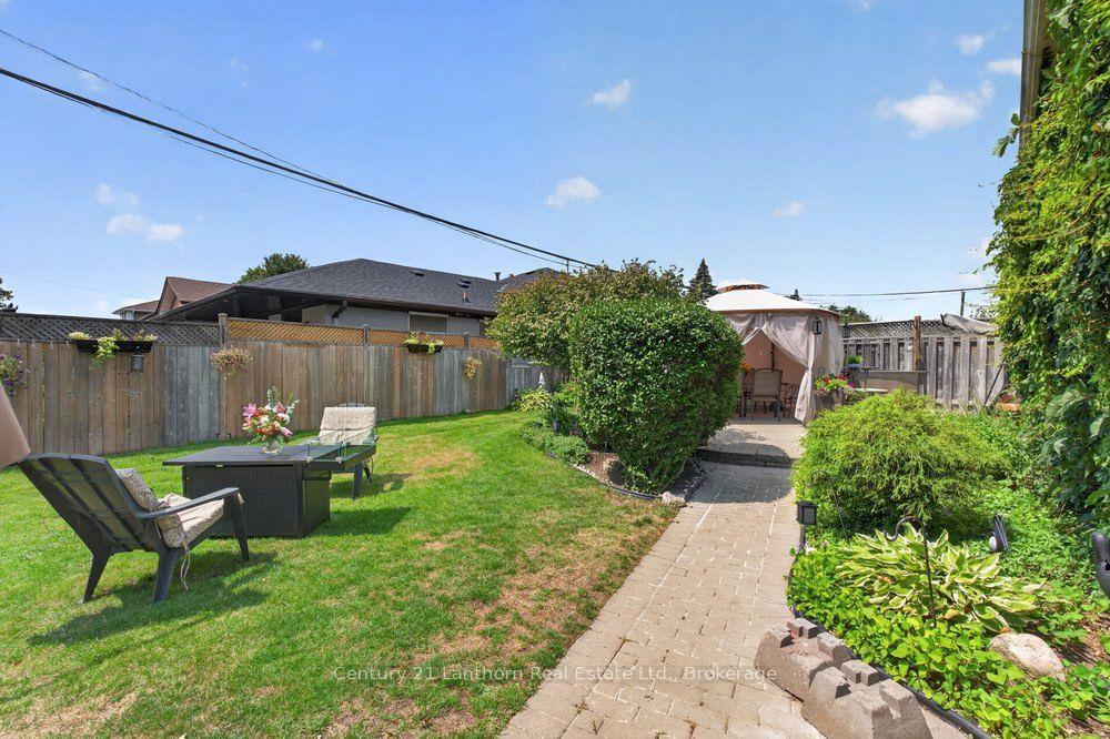 Photo 42 of 333 Jeffcoat Drive, Etobicoke, West Humber-Clairville — HOMEH