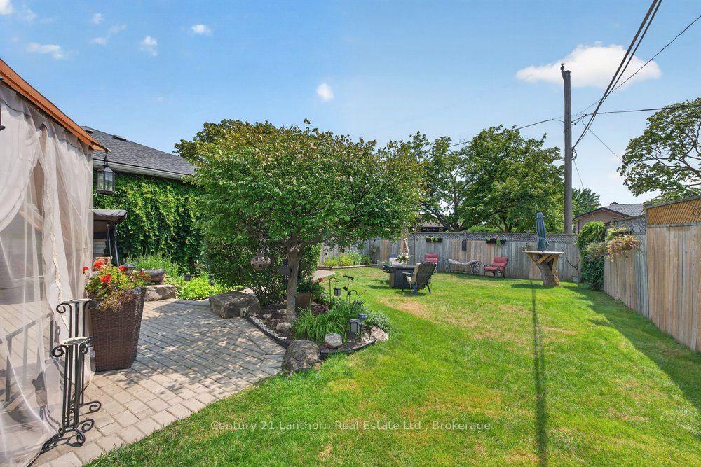 Photo 44 of 333 Jeffcoat Drive, Etobicoke, West Humber-Clairville — HOMEH
