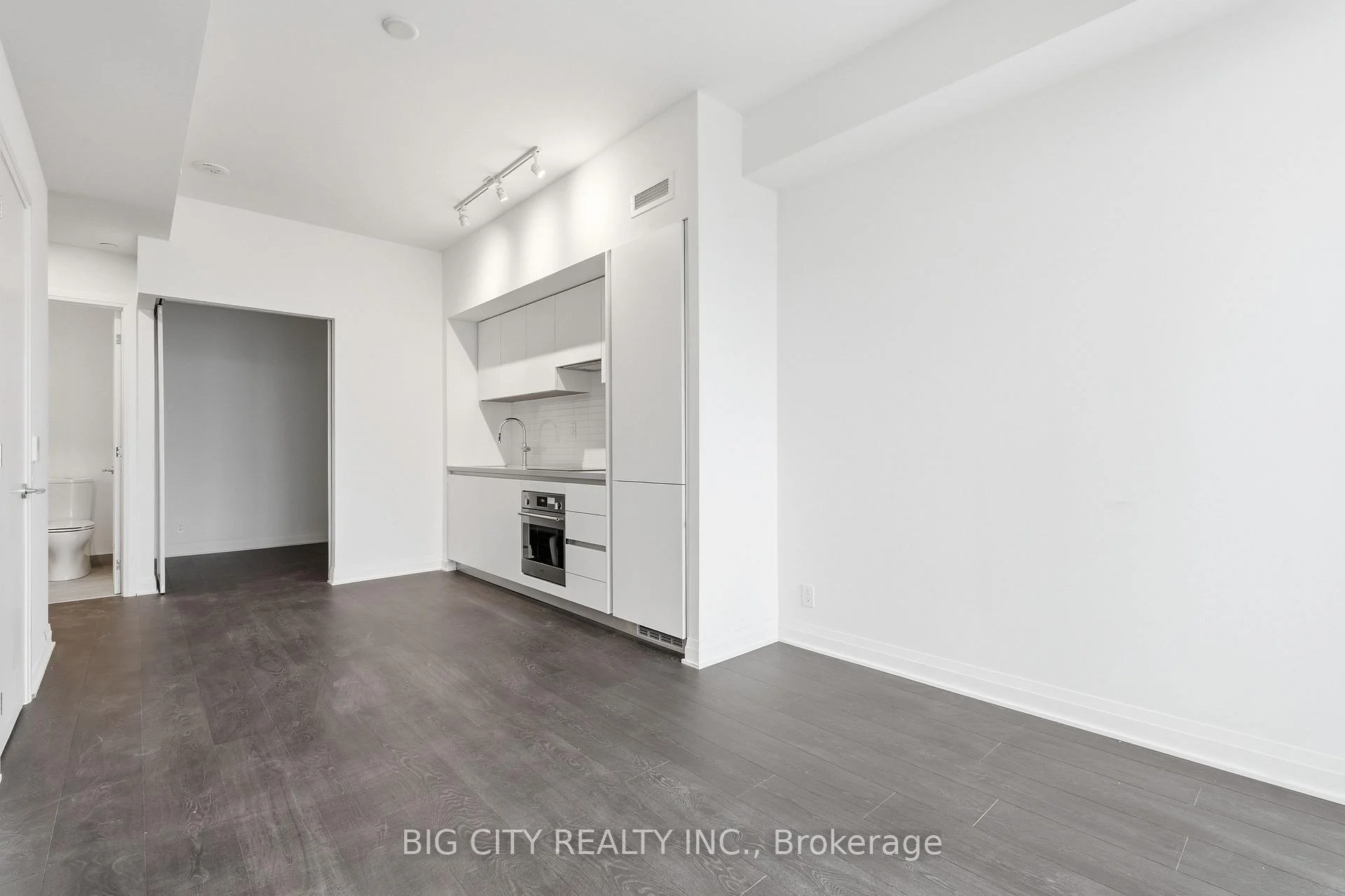 Photo 29 of Unit 1001, 25 Frederick Todd Way, Toronto, Thorncliffe Park — HOMEH