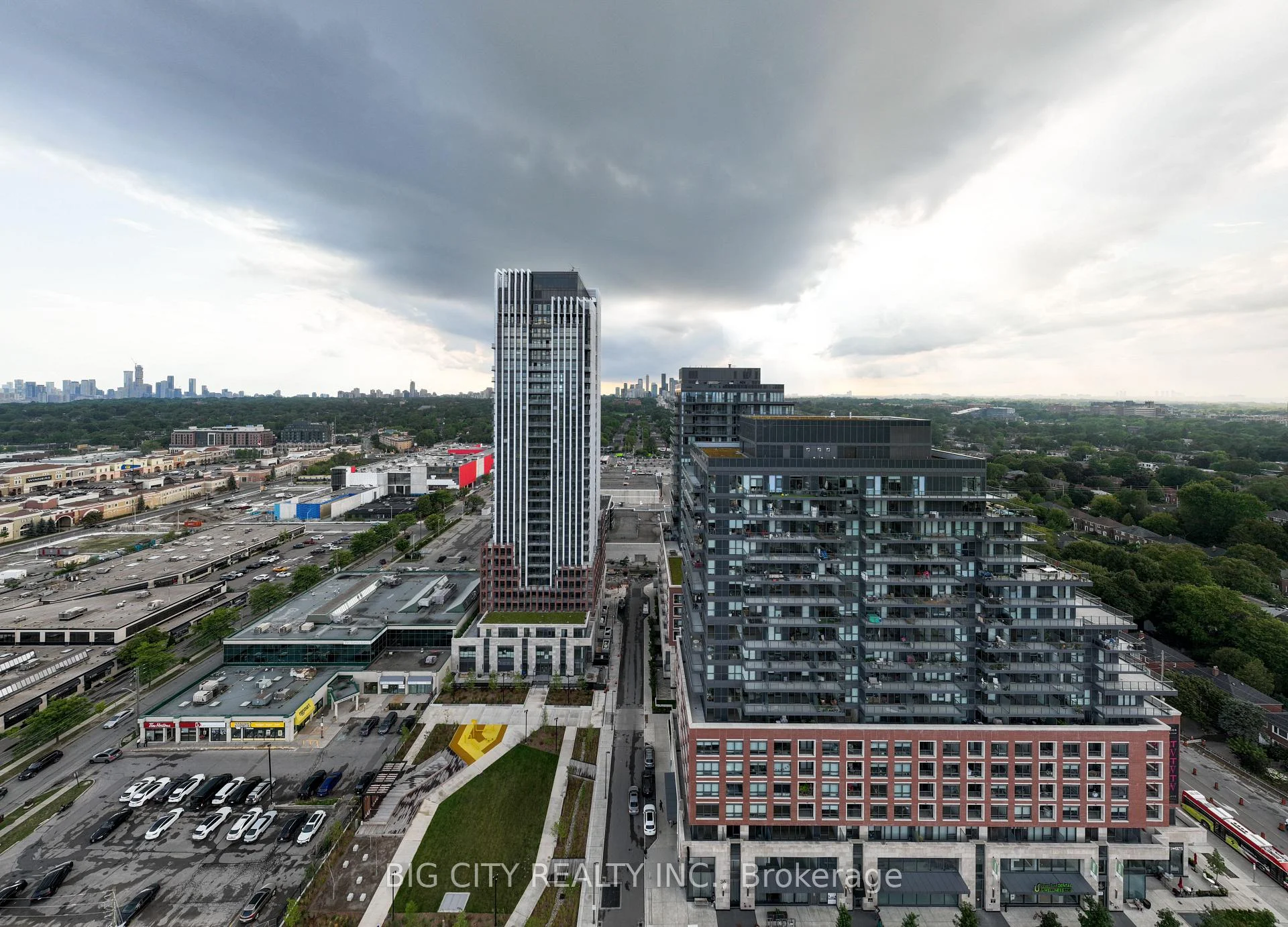 Photo 32 of Unit 1001, 25 Frederick Todd Way, Toronto, Thorncliffe Park — HOMEH
