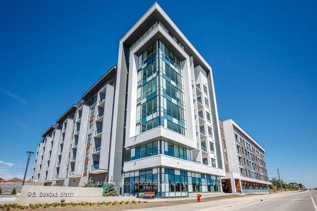 Front of Unit 307, 95 Dundas Street W