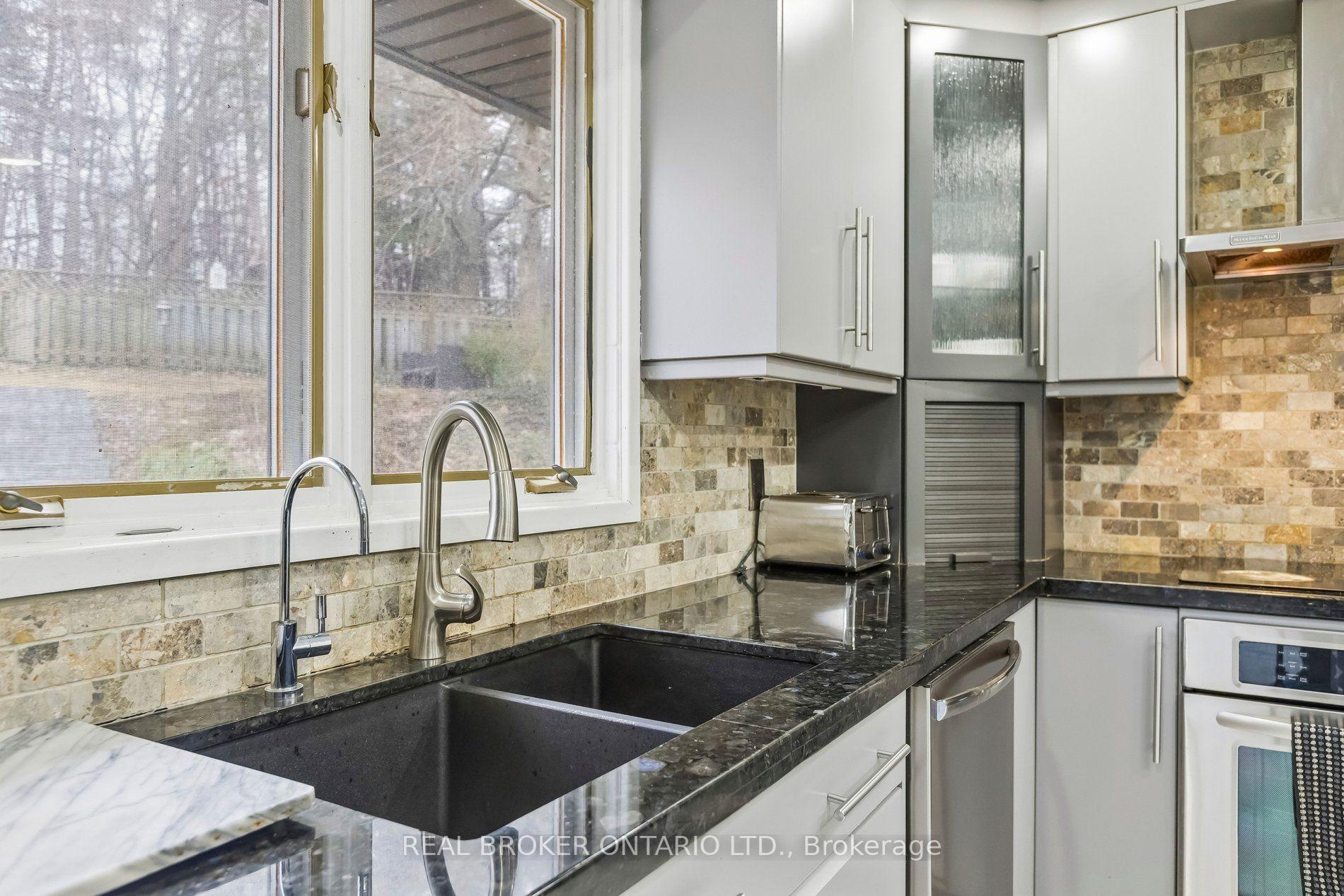 Photo 22 of 3 Chicopee Terrace, Kitchener, Centreville Chicopee — HOMEH