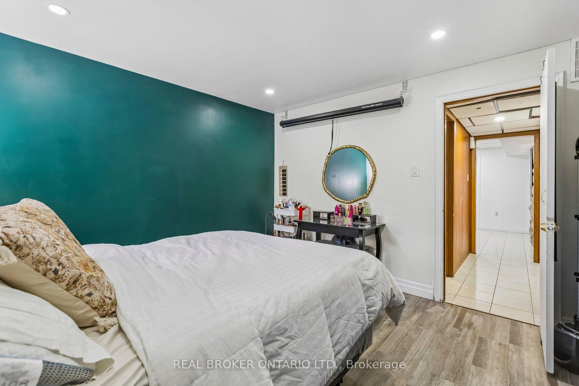 Photo 32 of 3 Chicopee Terrace, Kitchener, Centreville Chicopee — HOMEH