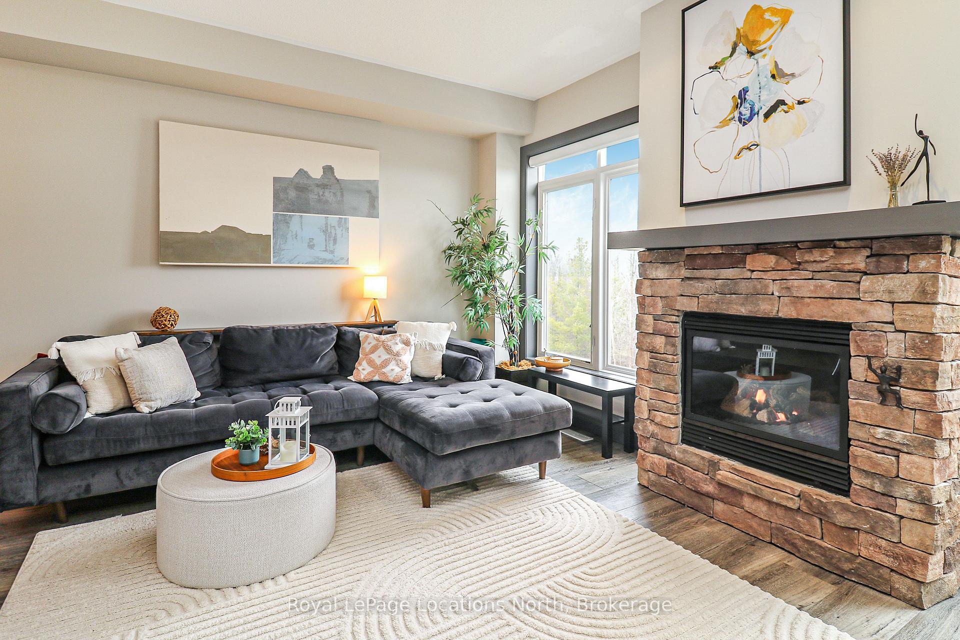 Photo 13 of 67 Joseph Trail, Collingwood — HOMEH