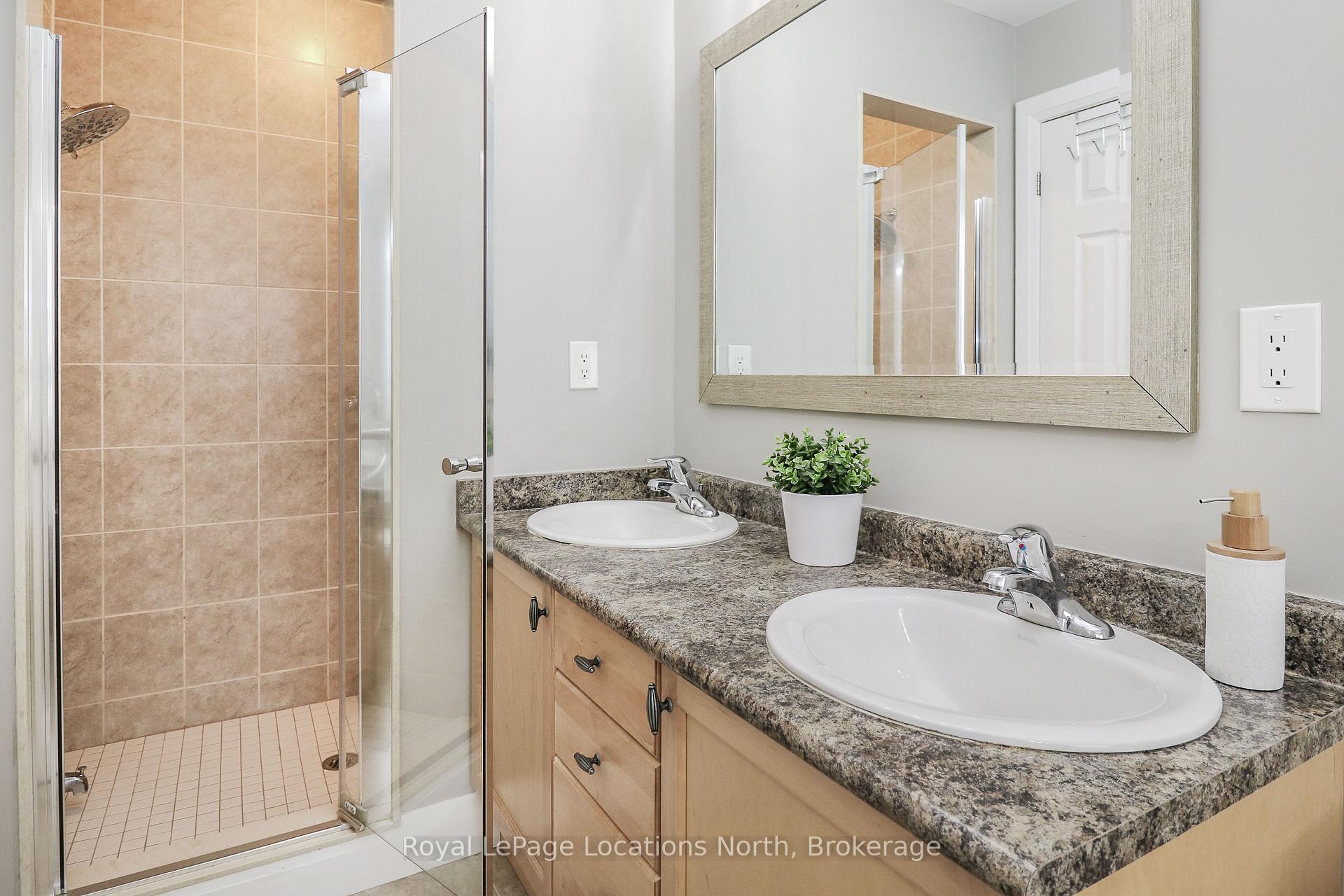 Photo 24 of 67 Joseph Trail, Collingwood — HOMEH