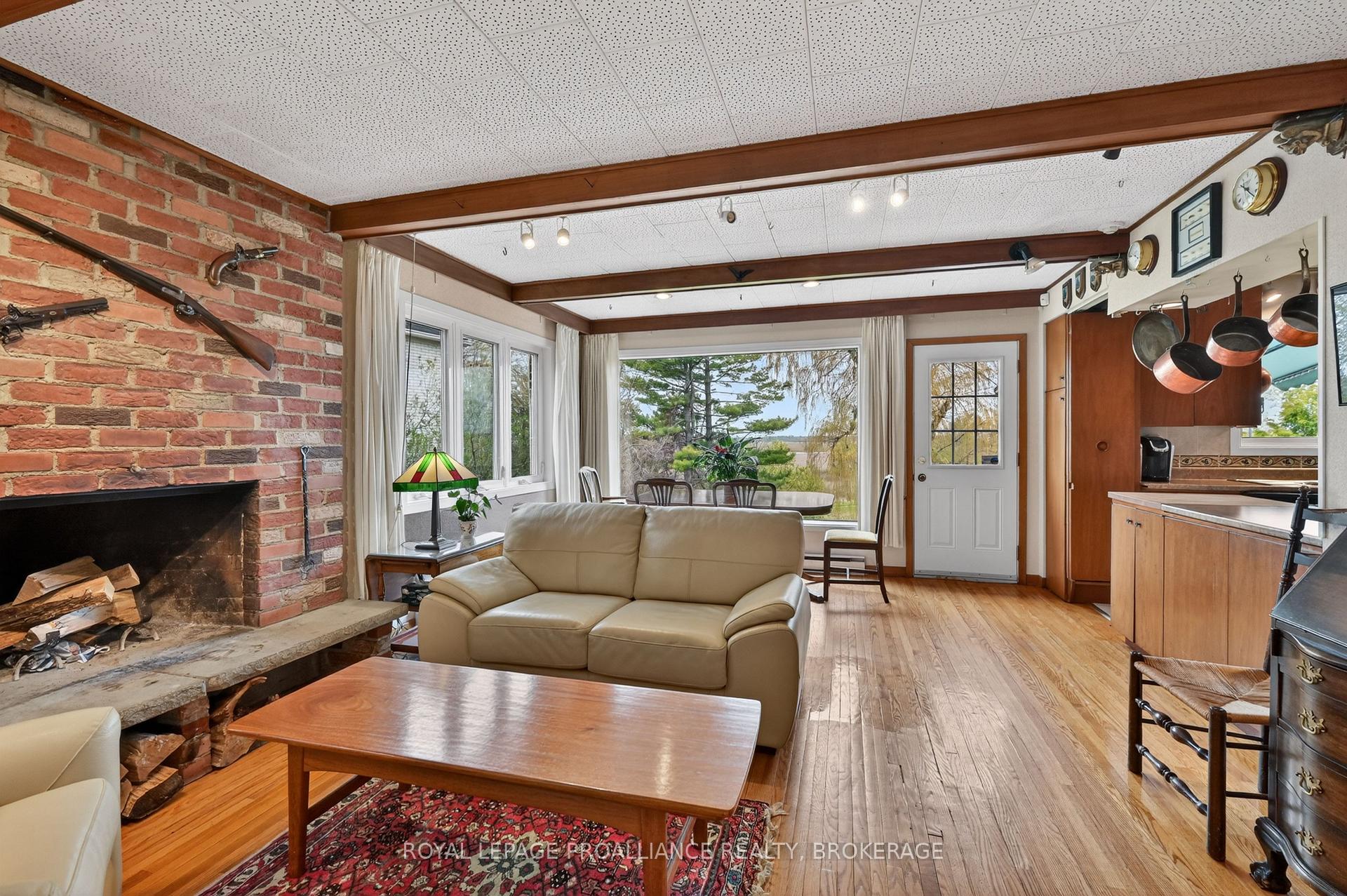 Photo 18 of 209 Fairway Hill Crescent, Kingston, Central City West — HOMEH