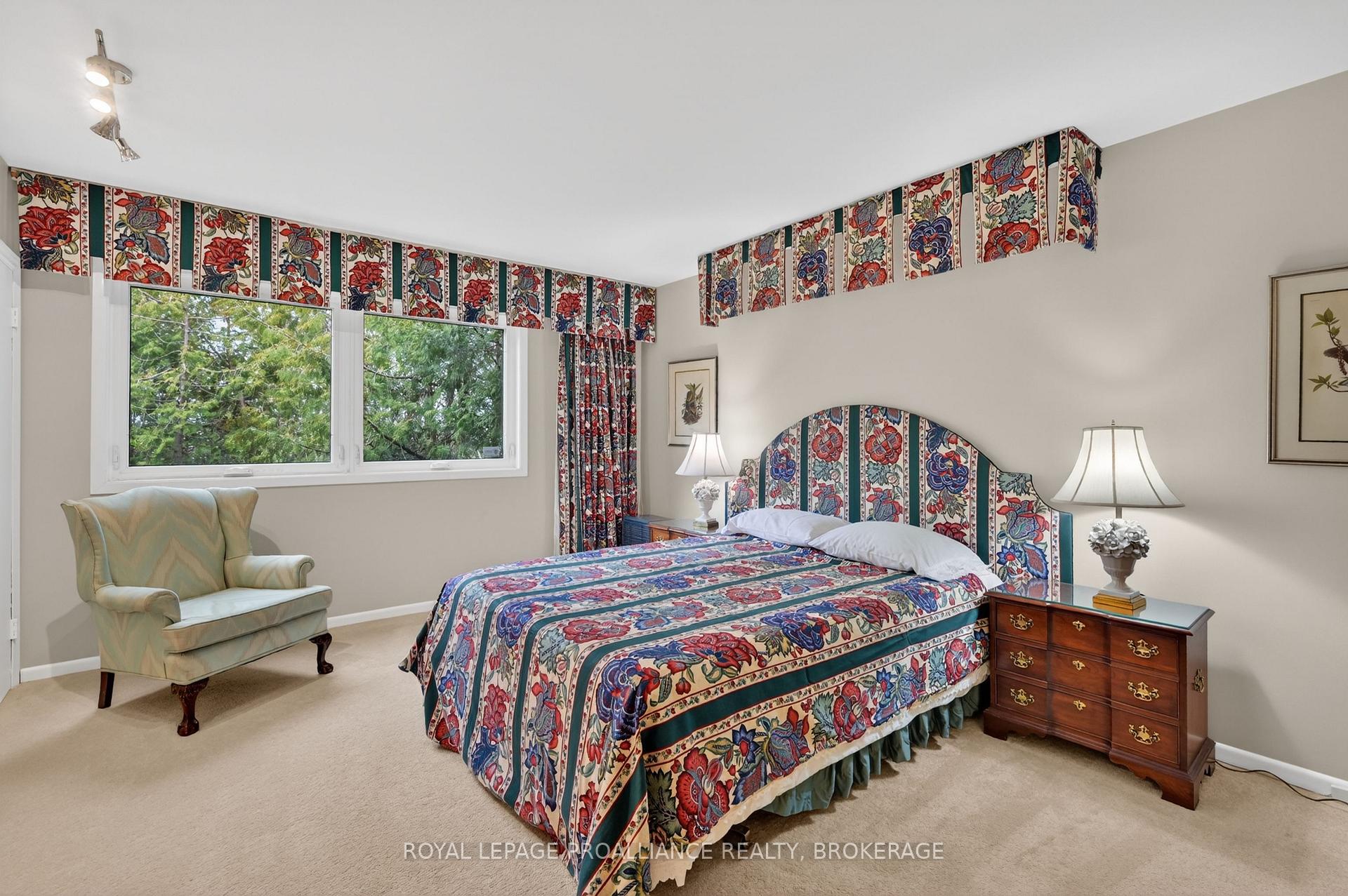 Photo 25 of 209 Fairway Hill Crescent, Kingston, Central City West — HOMEH