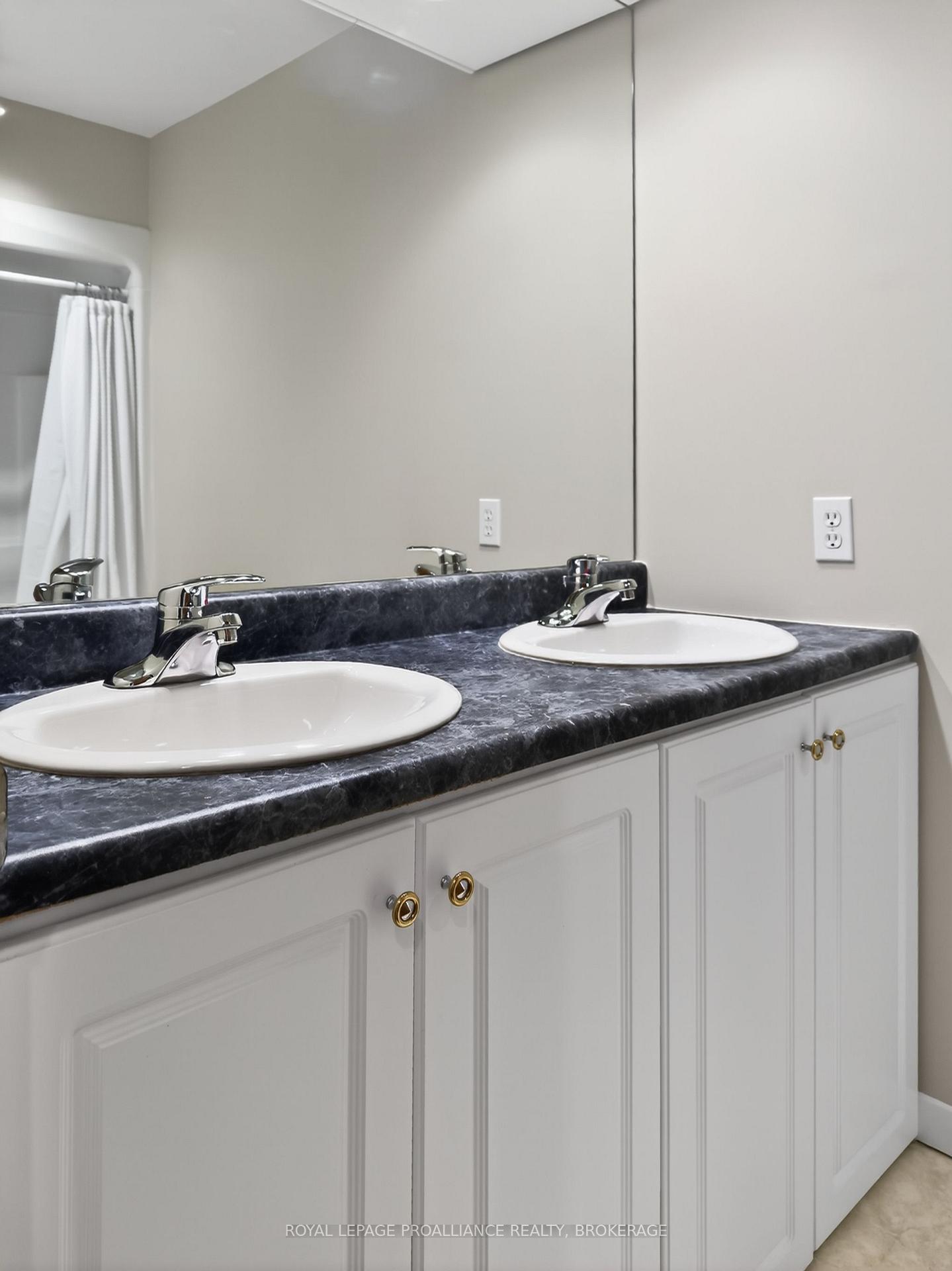 Photo 41 of 209 Fairway Hill Crescent, Kingston, Central City West — HOMEH