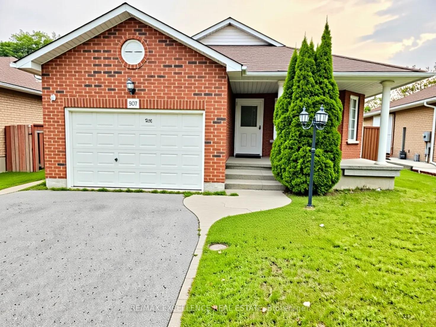 Photo 1 of 307 Niagara Drive, Oshawa, Samac — HOMEH