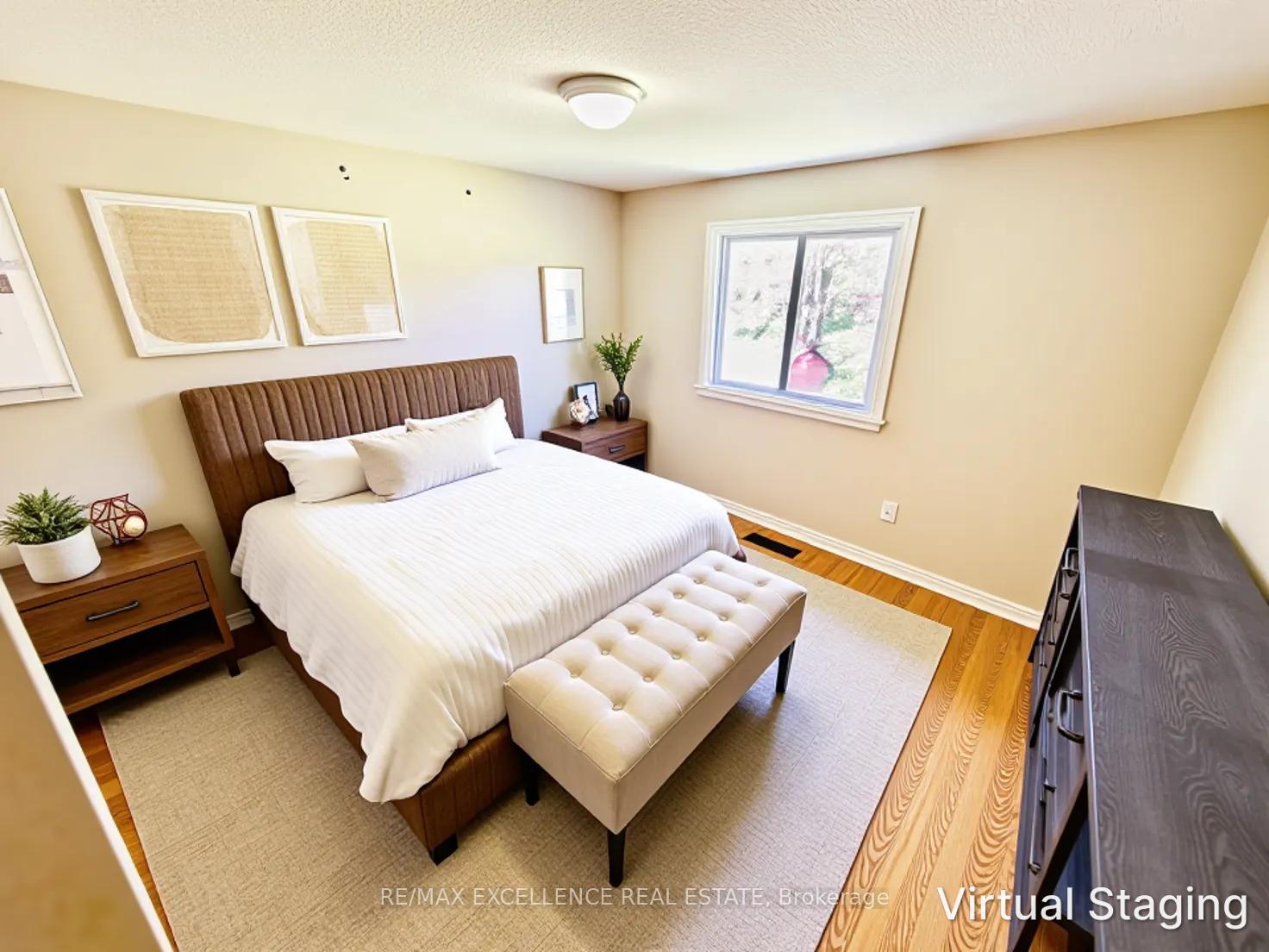 Photo 5 of 307 Niagara Drive, Oshawa, Samac — HOMEH