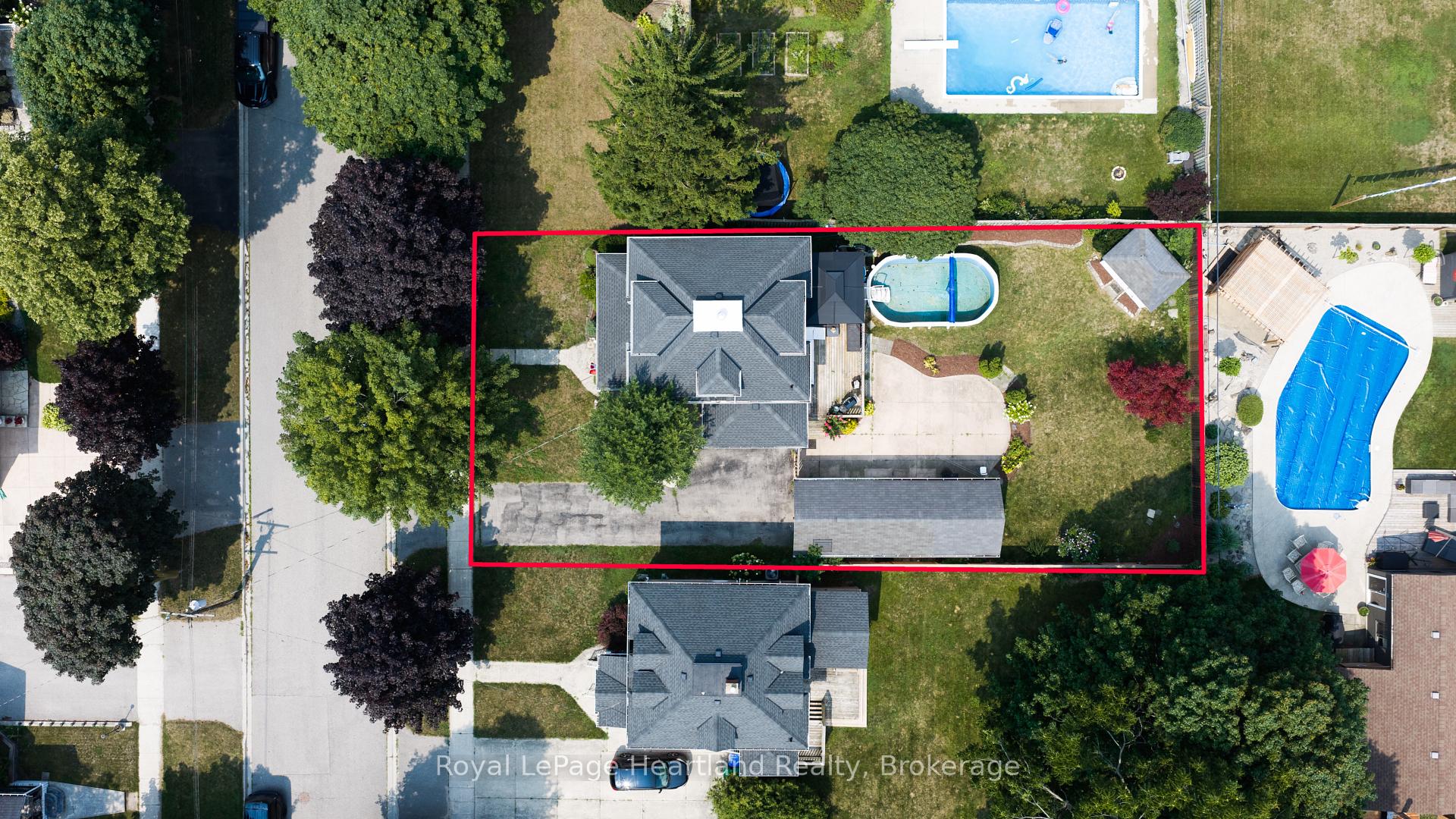 Photo 3 of 187 Cameron Street, Goderich, Goderich (Town) — HOMEH