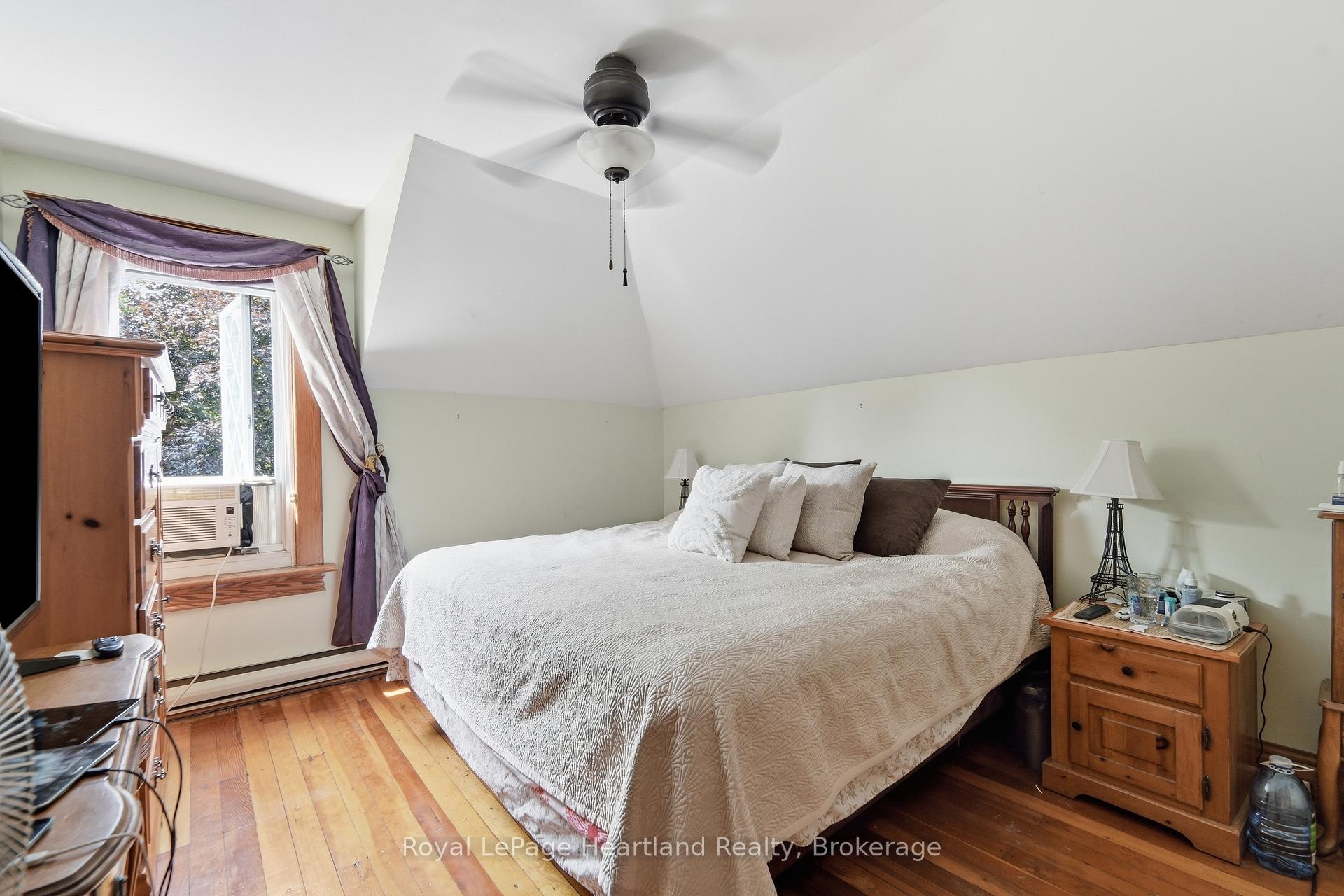 Photo 26 of 187 Cameron Street, Goderich, Goderich (Town) — HOMEH