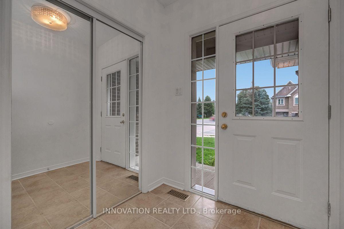 Photo 5 of 1310 Halton Terrace, Ottawa, Kanata - Morgan's Grant/South March — HOMEH
