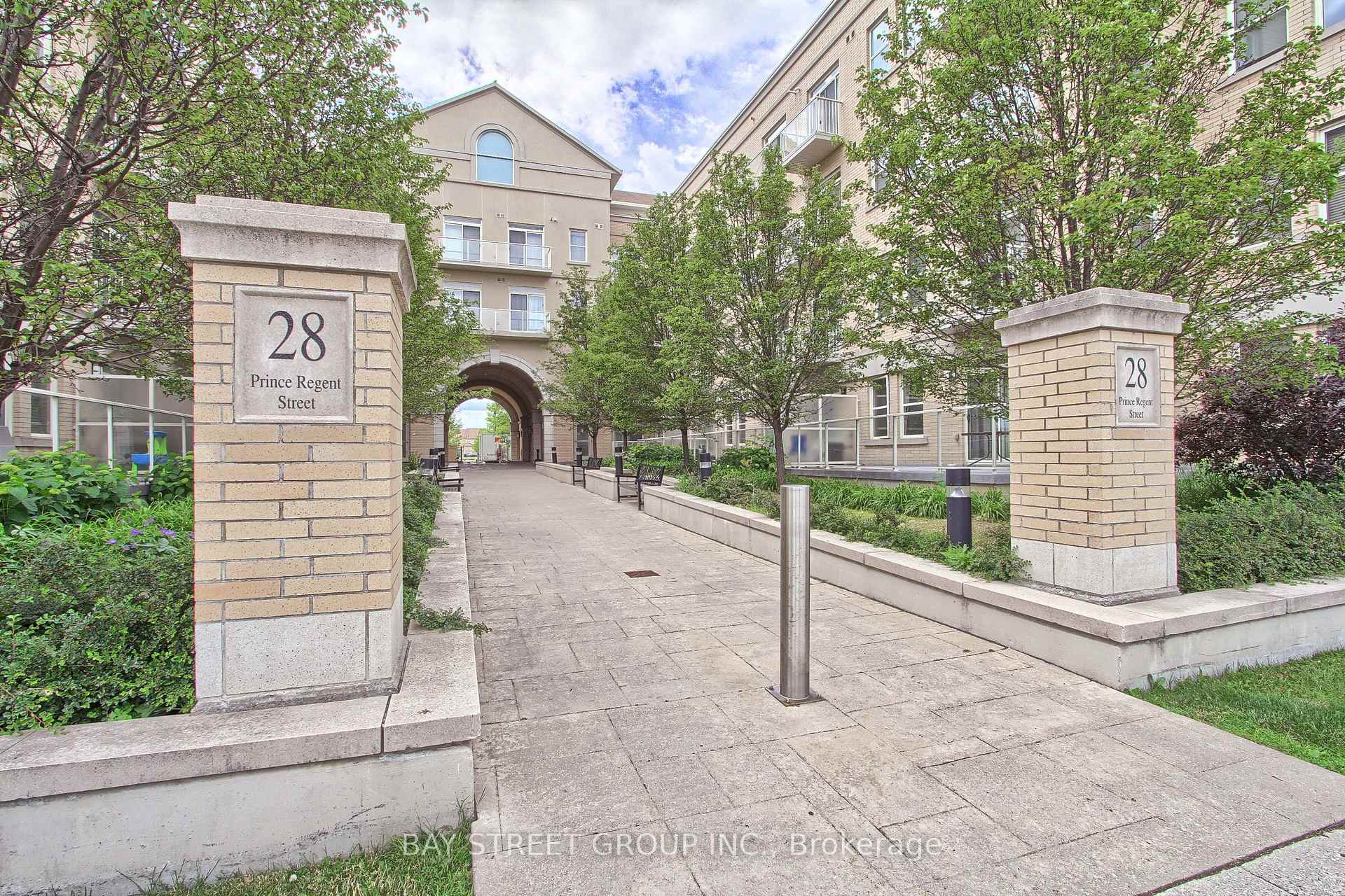 Photo 3 of Unit PH8, 28 Prince Regent Street, Markham, Cathedraltown — HOMEH