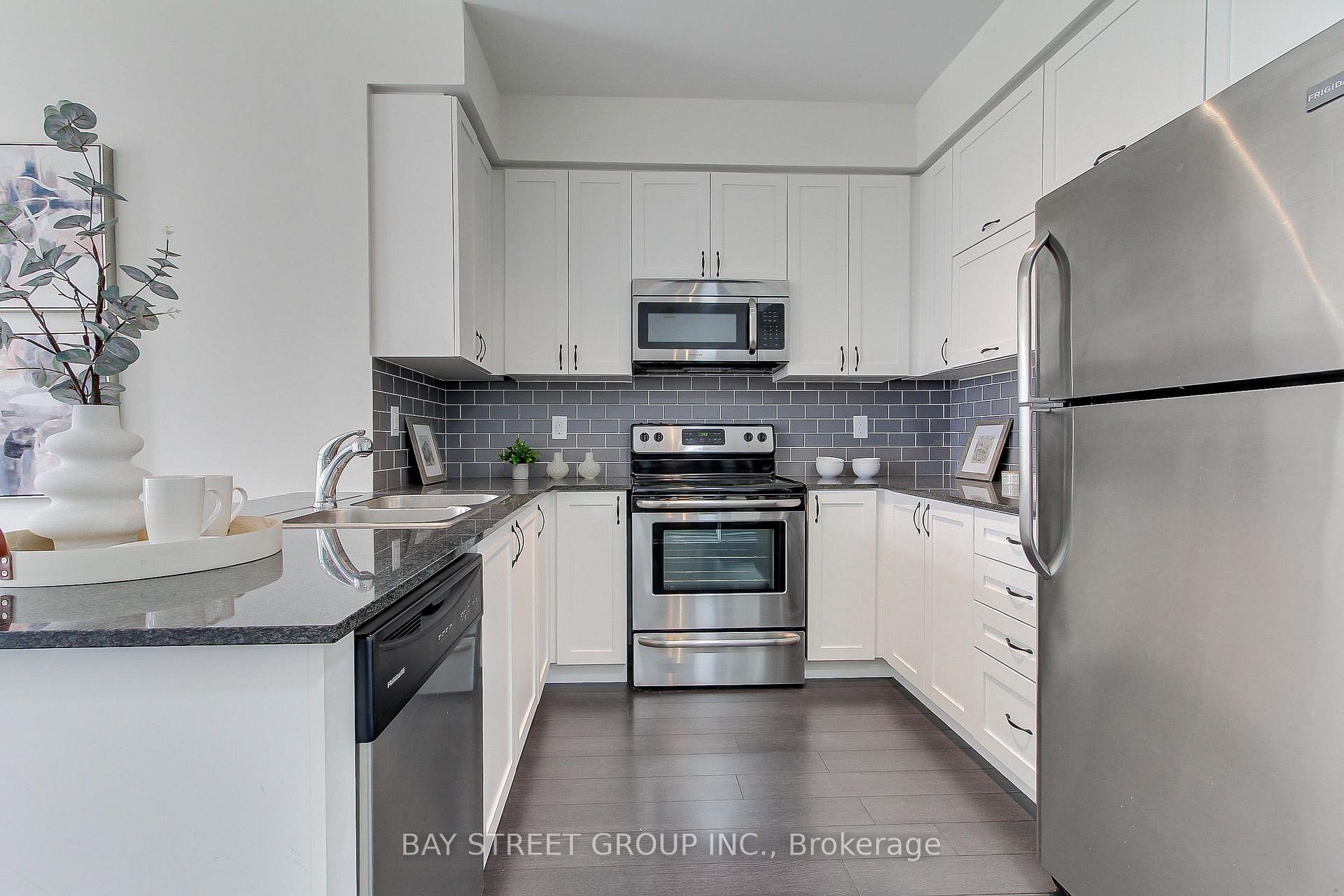 Photo 7 of Unit PH8, 28 Prince Regent Street, Markham, Cathedraltown — HOMEH