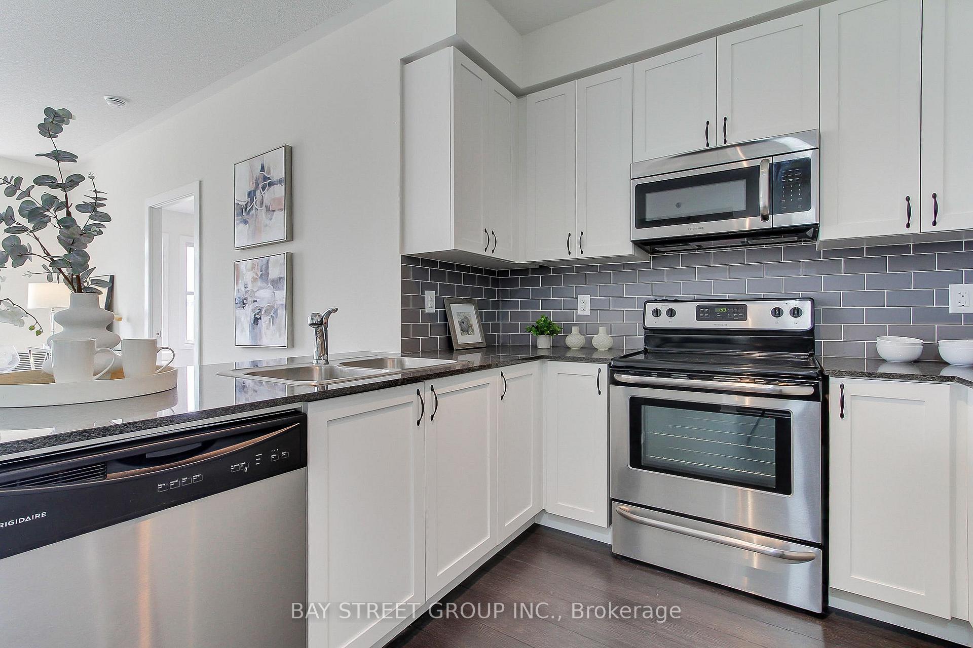 Photo 8 of Unit PH8, 28 Prince Regent Street, Markham, Cathedraltown — HOMEH