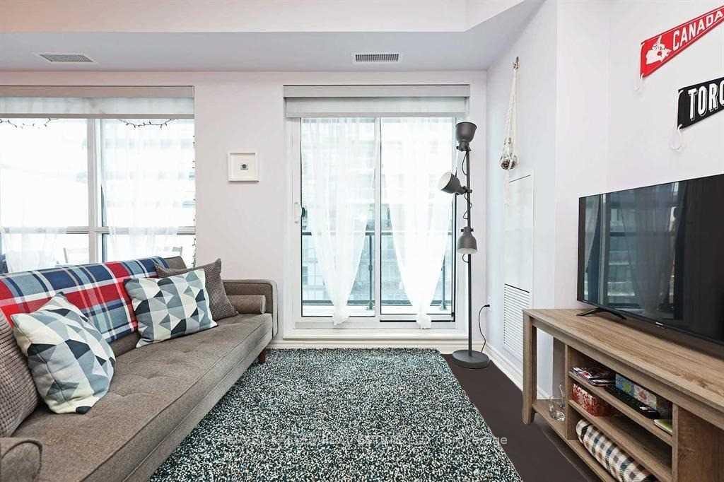 Photo 7 of Unit 1518, 39 Annie Craig Drive, Etobicoke, Mimico — HOMEH