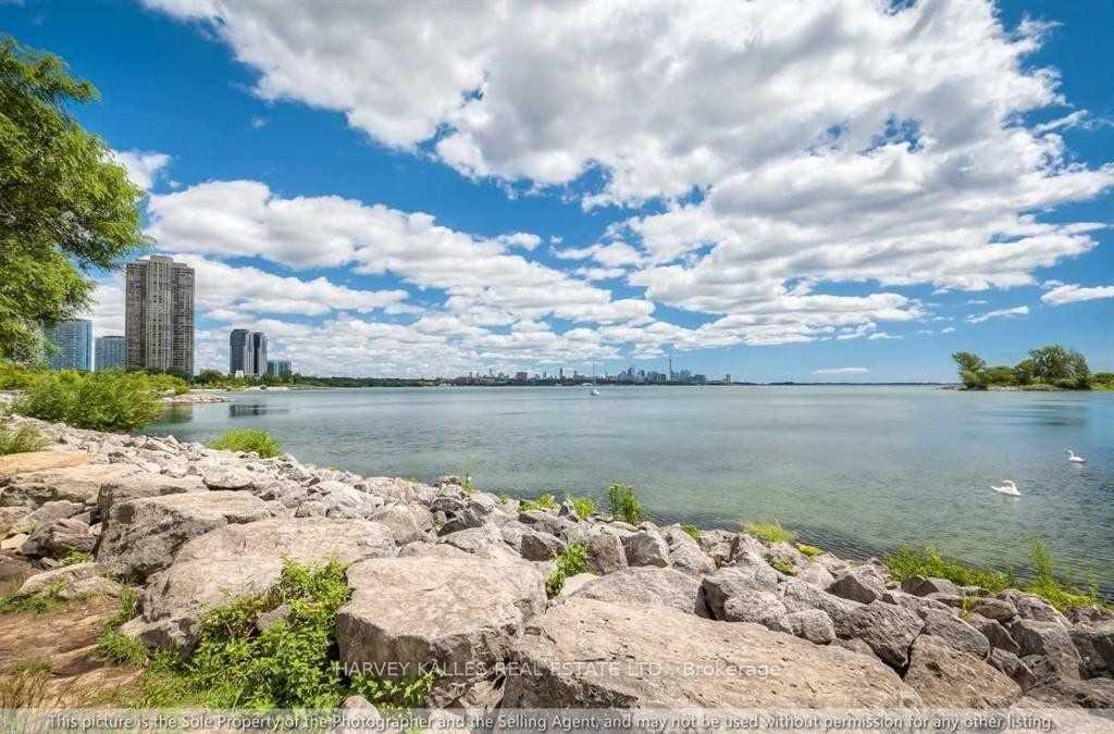 Photo 22 of Unit 1518, 39 Annie Craig Drive, Etobicoke, Mimico — HOMEH