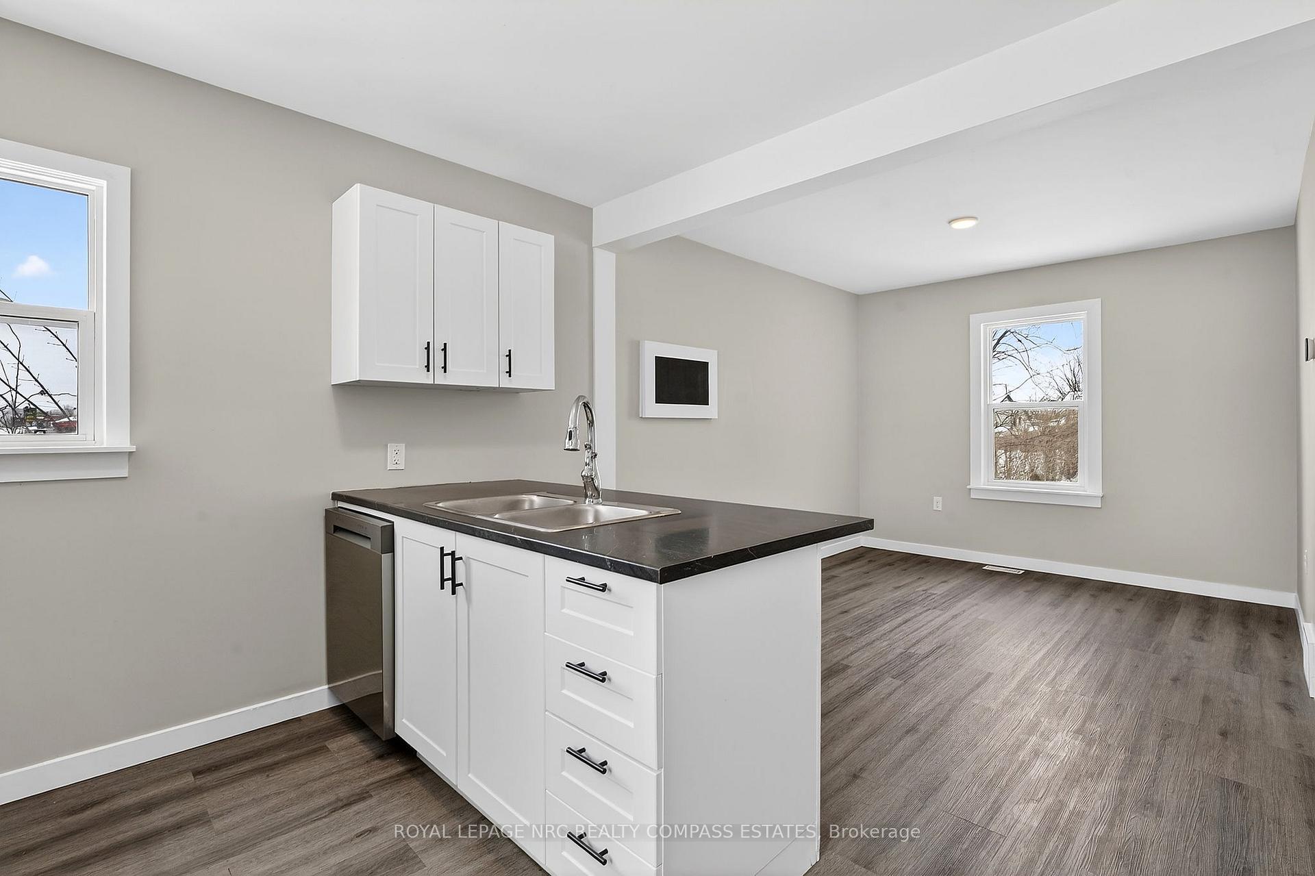 Photo 3 of Unit 1, 93 Hartzel Road, St. Catharines, Oakdale — HOMEH