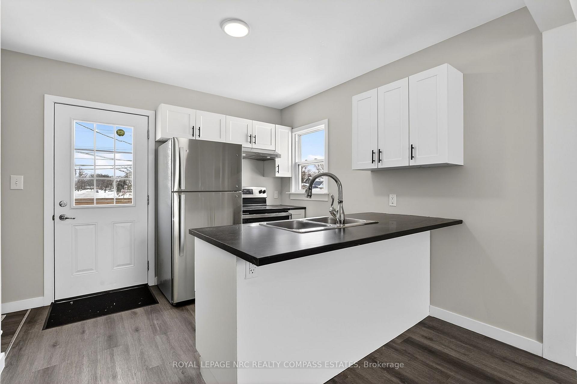 Photo 4 of Unit 1, 93 Hartzel Road, St. Catharines, Oakdale — HOMEH