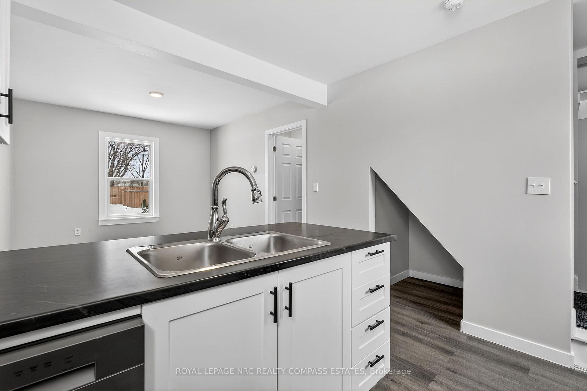 Photo 6 of Unit 1, 93 Hartzel Road, St. Catharines, Oakdale — HOMEH
