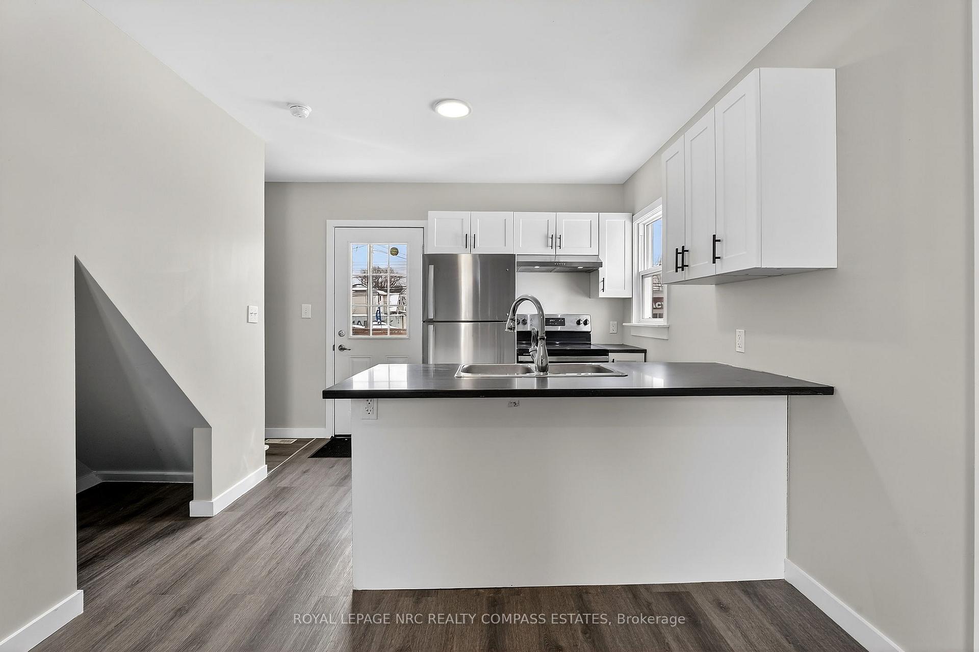 Photo 7 of Unit 1, 93 Hartzel Road, St. Catharines, Oakdale — HOMEH