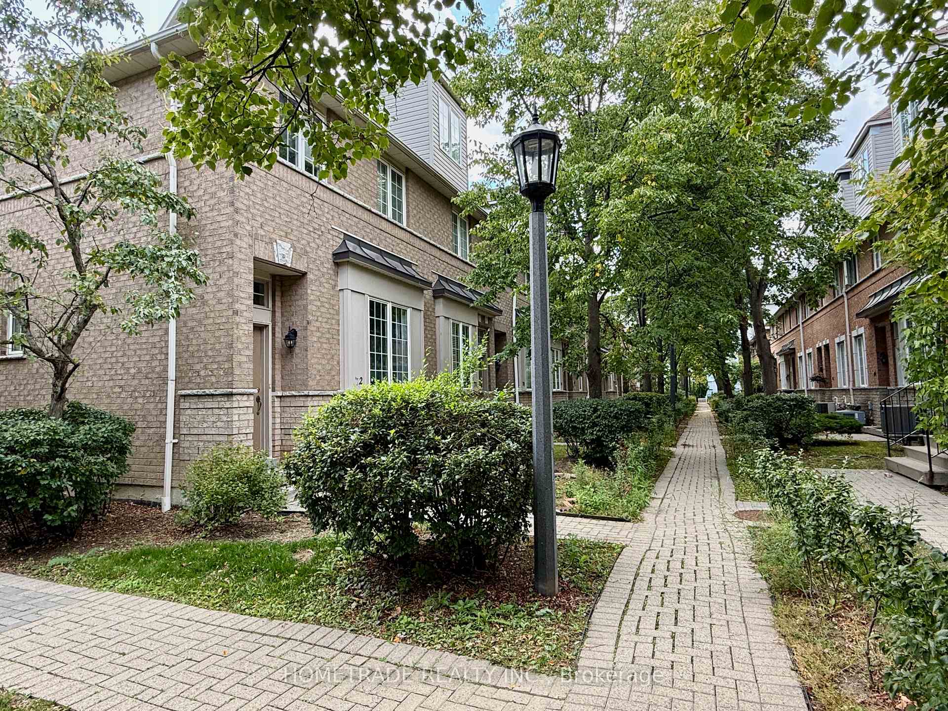 Photo 2 of Unit 72, 23 Observatory Lane, Richmond Hill, Observatory — HOMEH