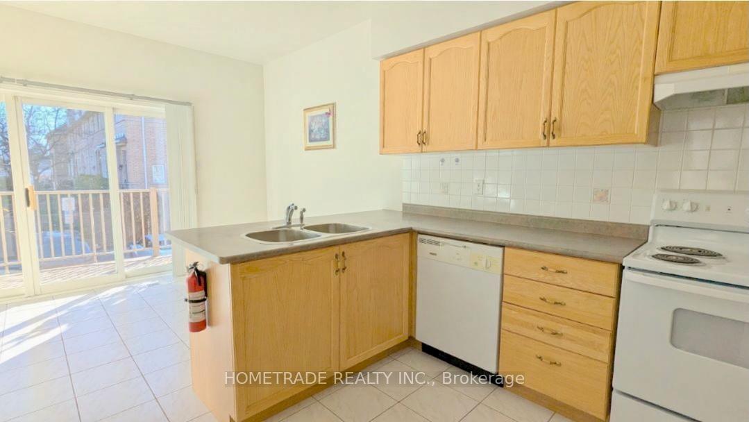 Photo 5 of Unit 72, 23 Observatory Lane, Richmond Hill, Observatory — HOMEH