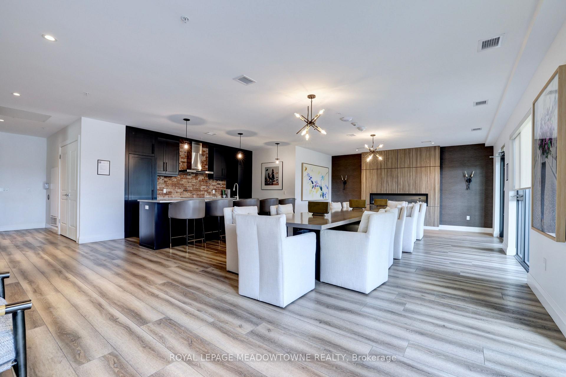 Photo 36 of Unit 1304, 15 Glebe Street, Cambridge, St. Andrews Estates — HOMEH
