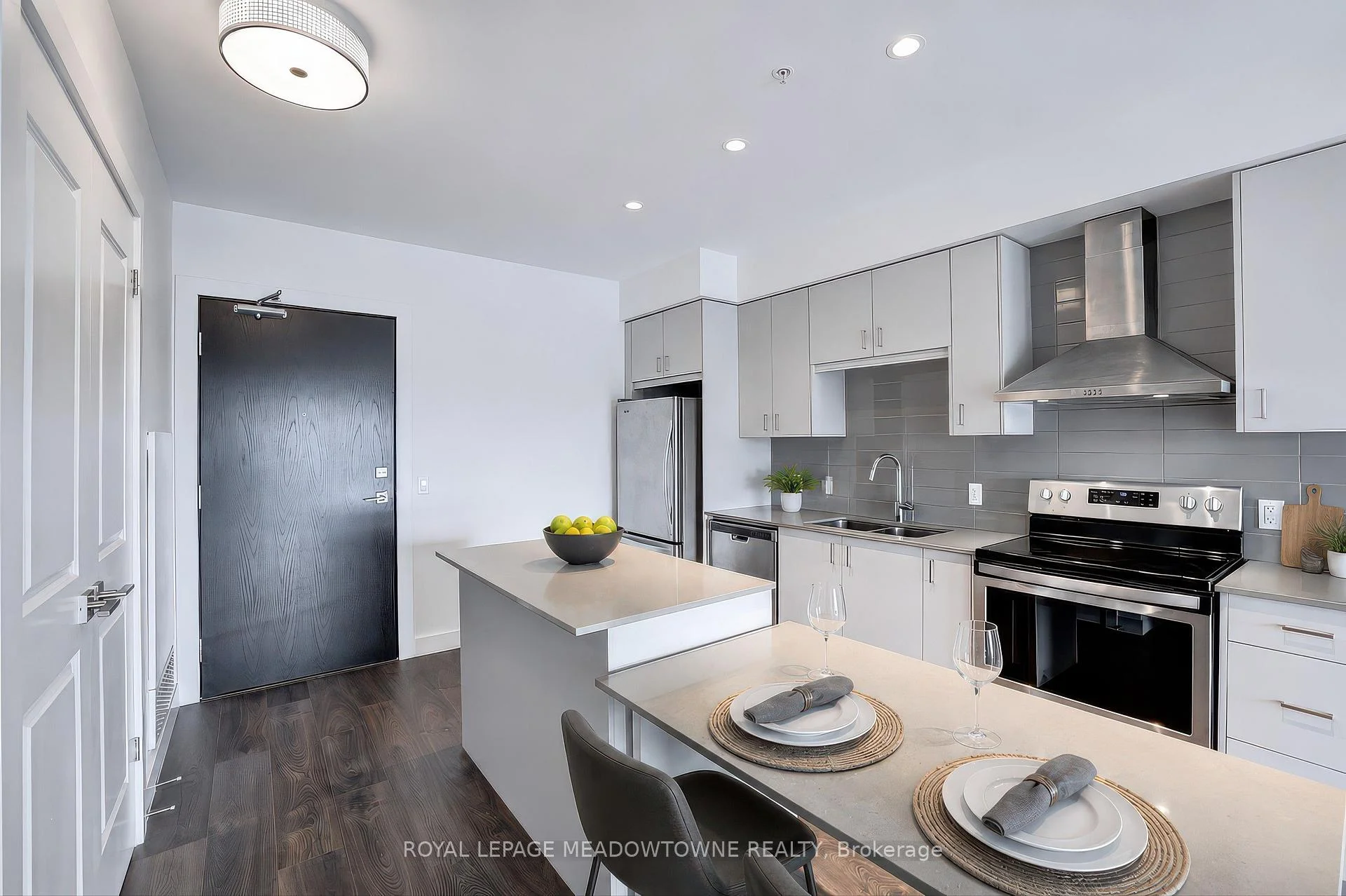 Photo 8 of Unit 1304, 15 Glebe Street, Cambridge, St. Andrews Estates — HOMEH