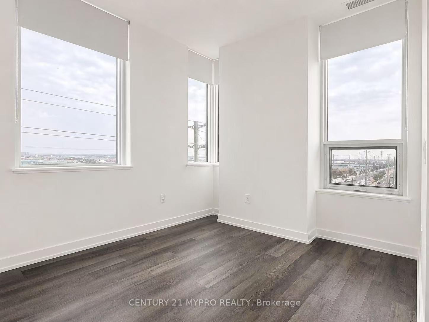 Photo 12 of Unit 602, 5 Meadowdale Road, Vaughan, Vaughan Corporate Centre — HOMEH