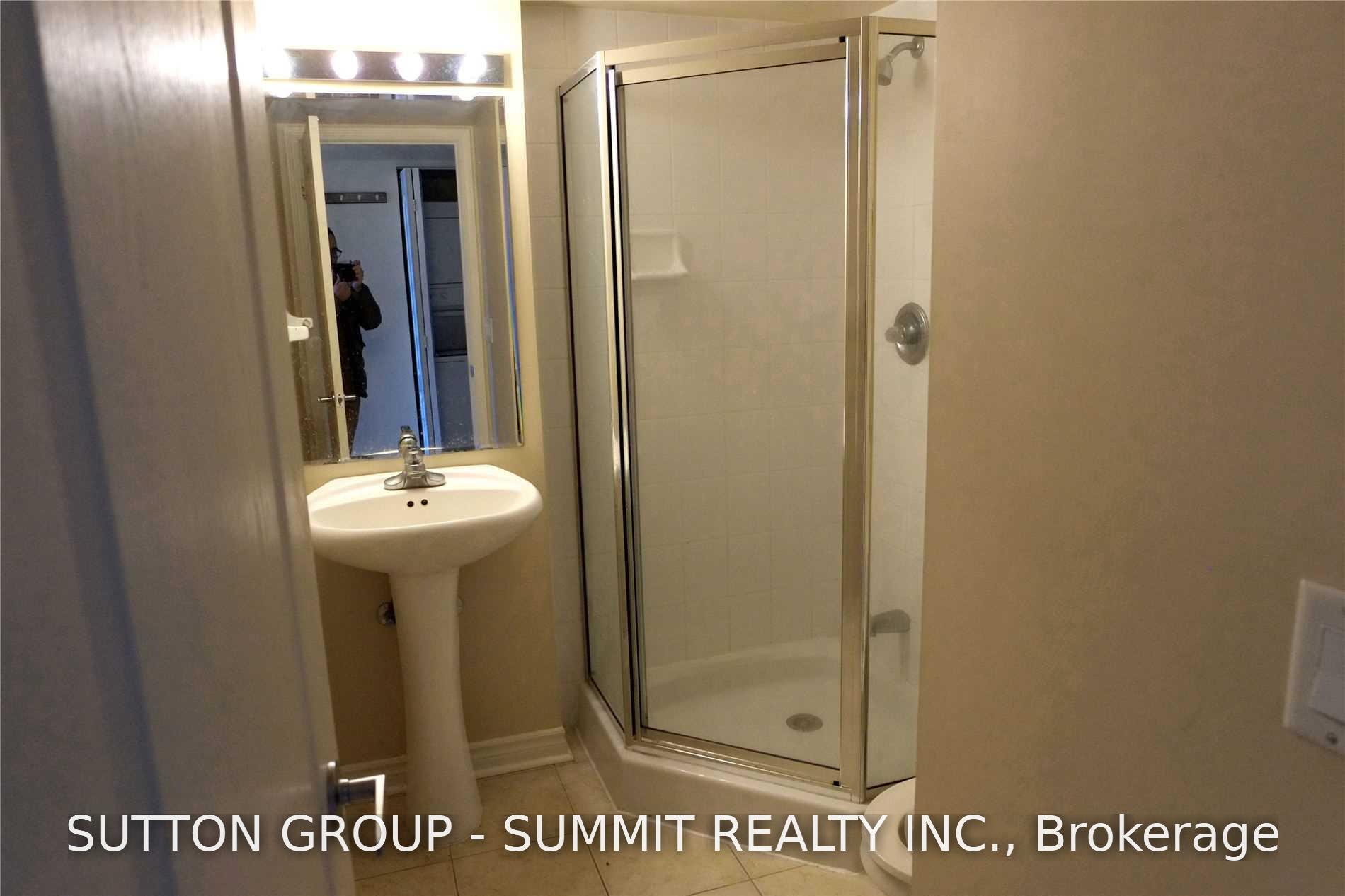 Photo 15 of Unit 1011, 17 Barberry Place, North York, Bayview Village — HOMEH