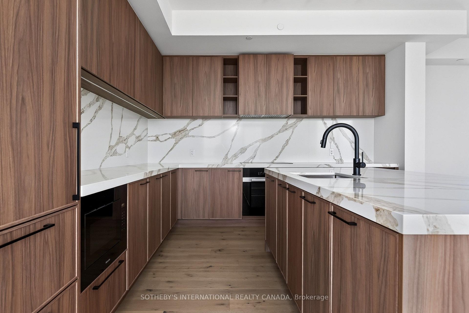 Photo 5 of Unit PH1701, 1050 Eastern Avenue, Toronto, The Beaches — HOMEH