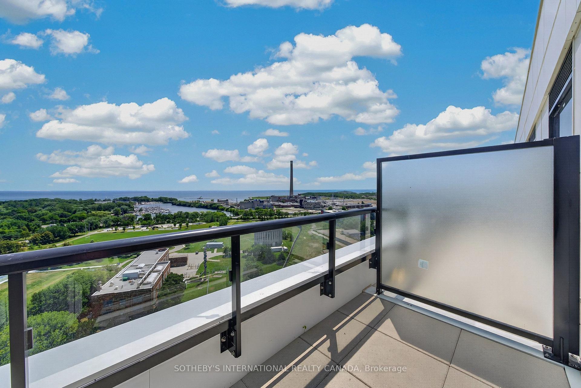 Photo 15 of Unit PH1701, 1050 Eastern Avenue, Toronto, The Beaches — HOMEH