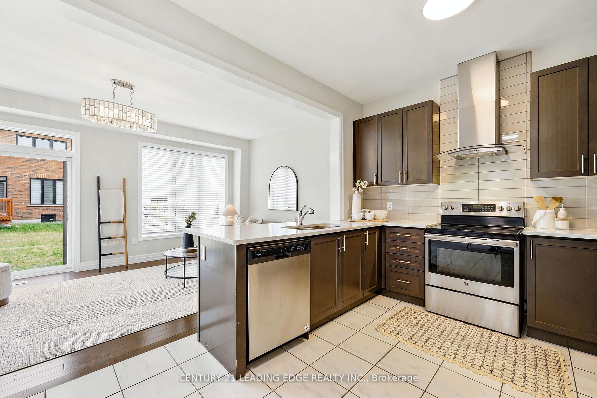 Photo 12 of 27 Christine Elliott Avenue, Whitby, Rural Whitby — HOMEH