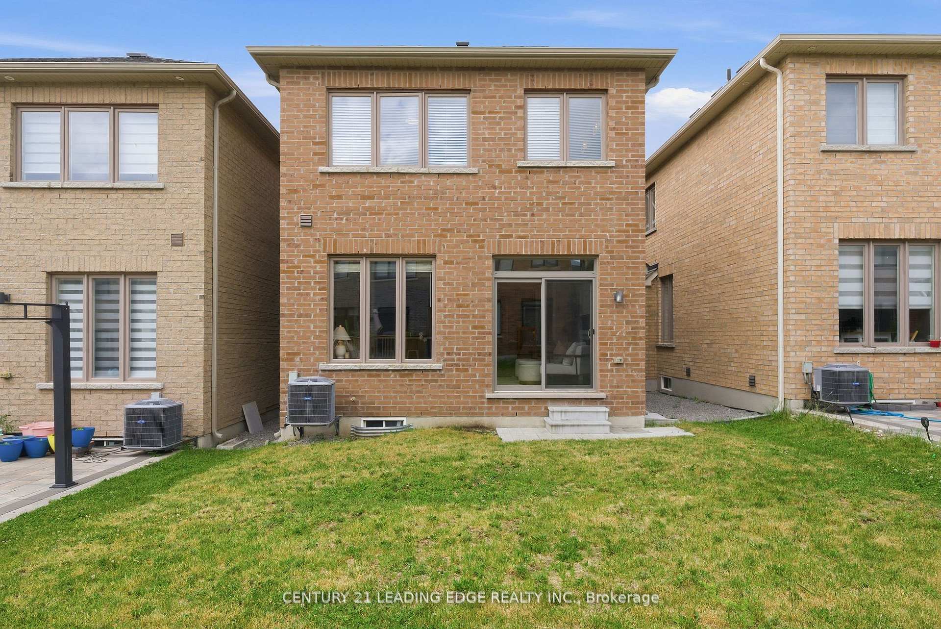 Photo 39 of 27 Christine Elliott Avenue, Whitby, Rural Whitby — HOMEH