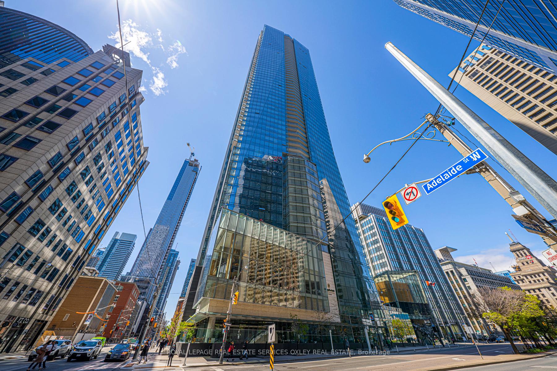 Photo 1 of Unit 4708, 180 University Avenue, Toronto, Bay Street Corridor — HOMEH