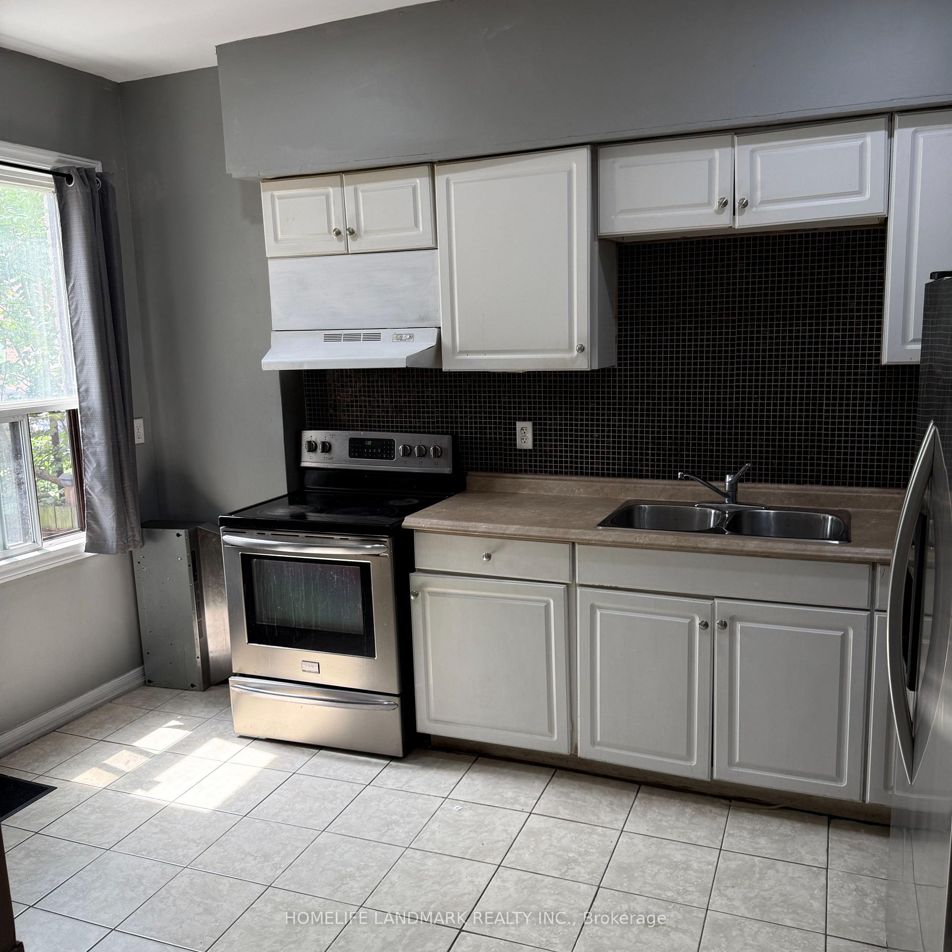 Photo 12 of 336 King William Street, Hamilton, Landsdale — HOMEH