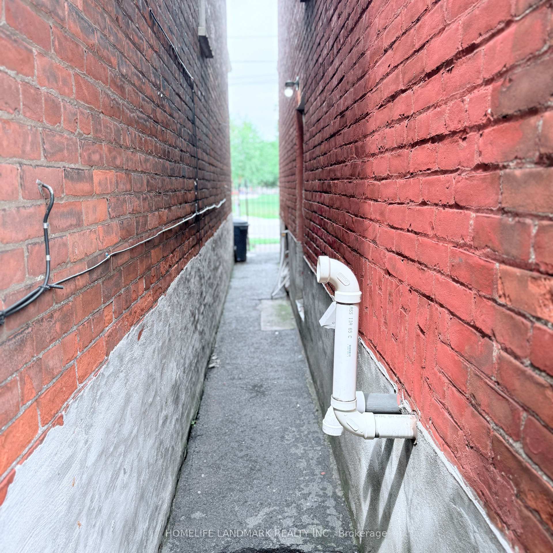 Photo 28 of 336 King William Street, Hamilton, Landsdale — HOMEH