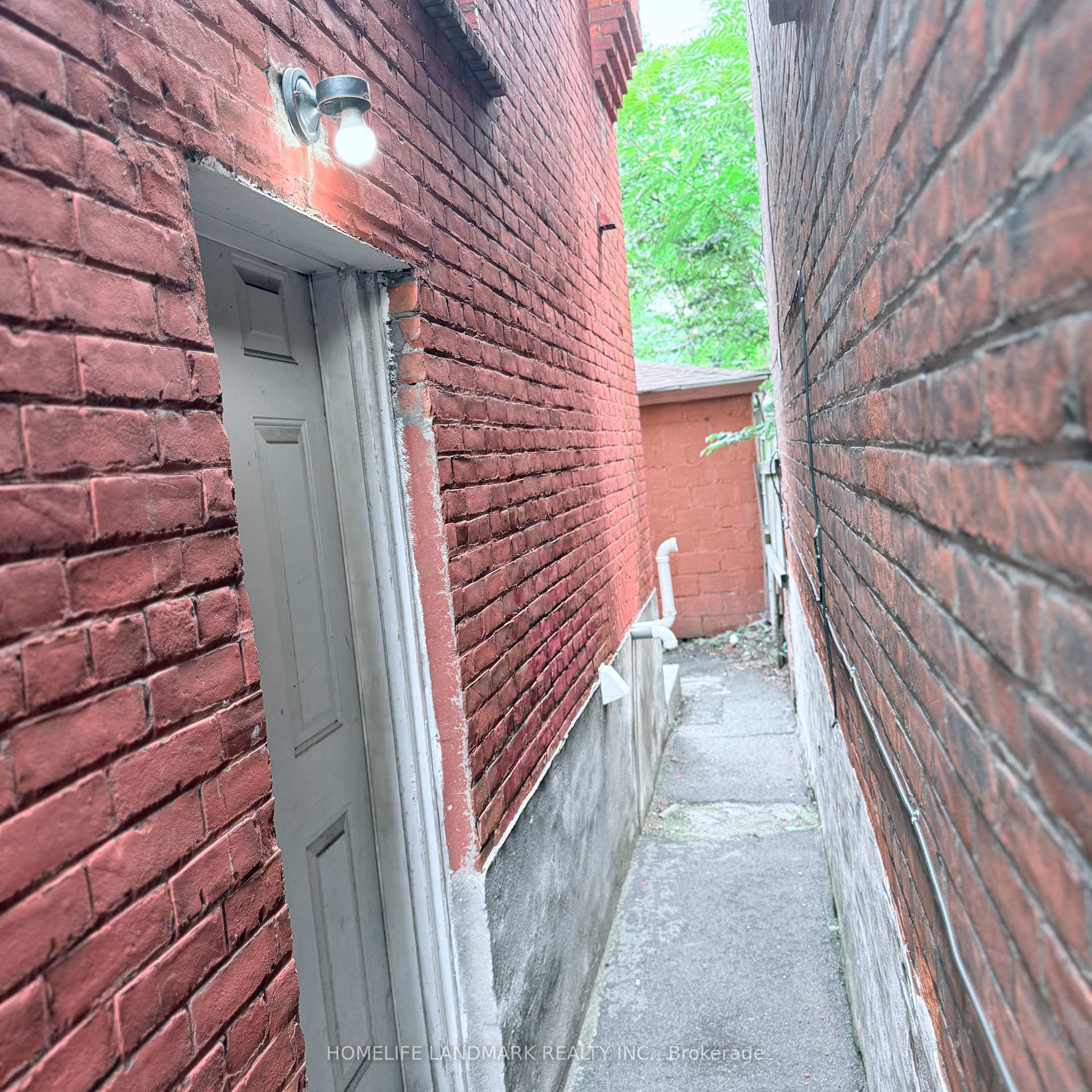 Photo 29 of 336 King William Street, Hamilton, Landsdale — HOMEH