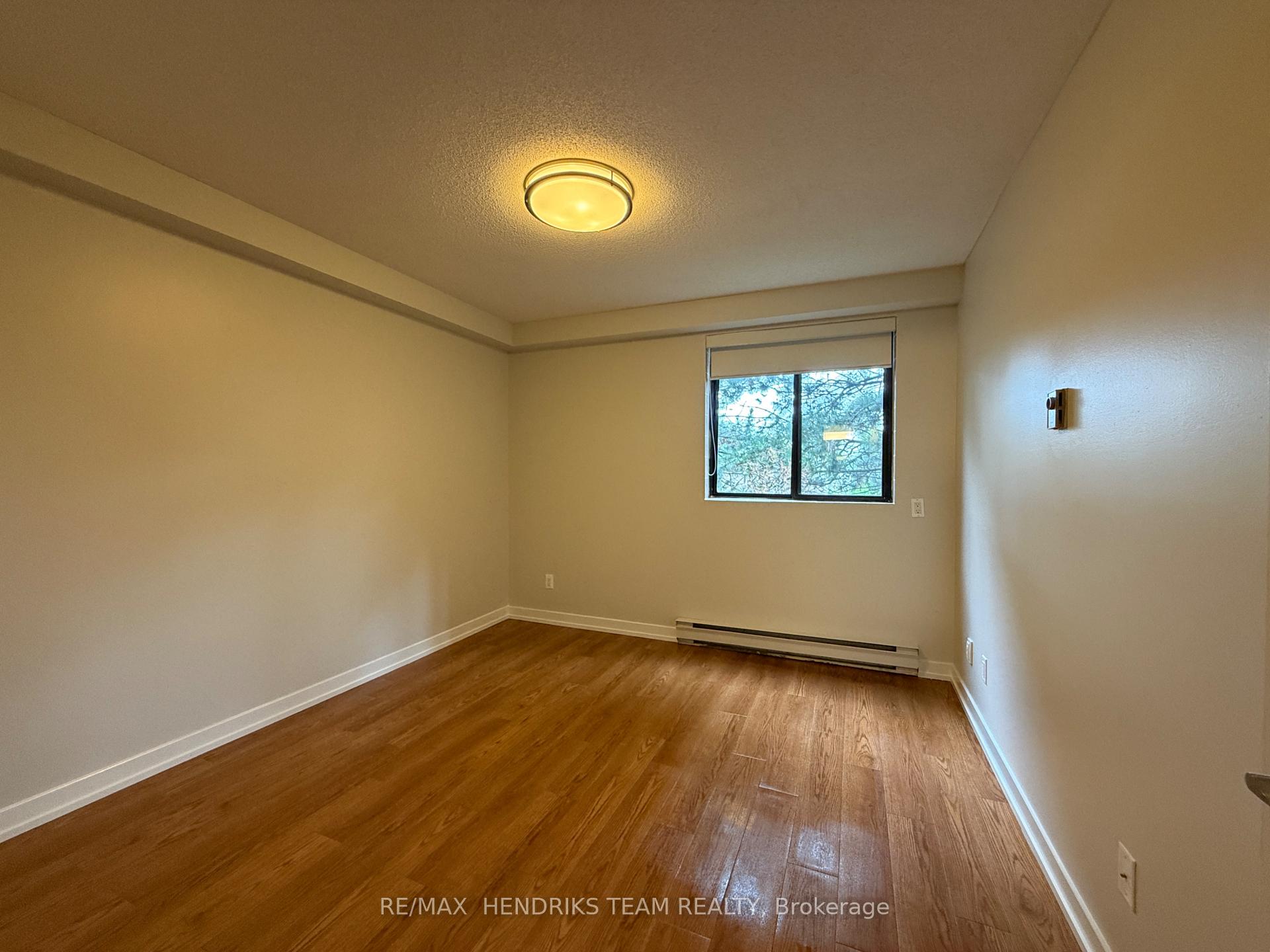 Photo 8 of Unit 215, 128 St Augustine Drive, St. Catharines, Secord Woods — HOMEH