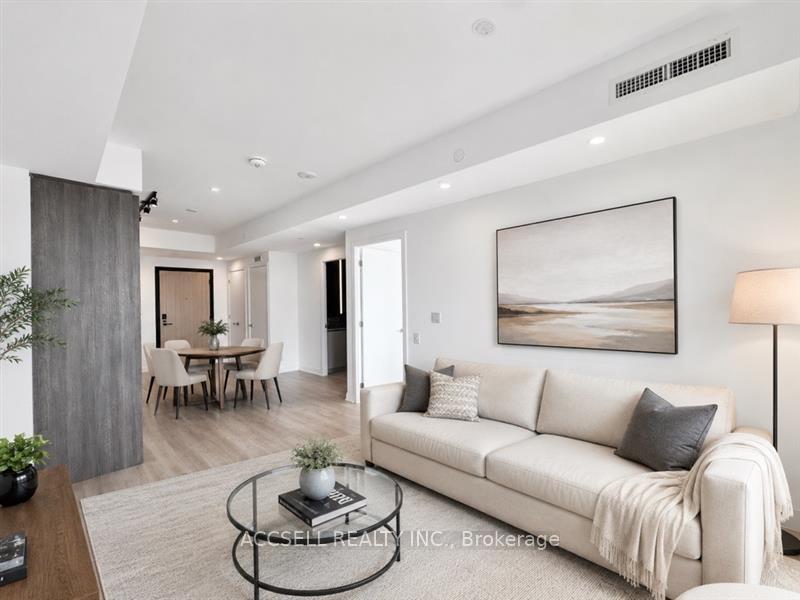 Photo 2 of Unit W905, 185 Millway Avenue, Vaughan, Vaughan Corporate Centre — HOMEH